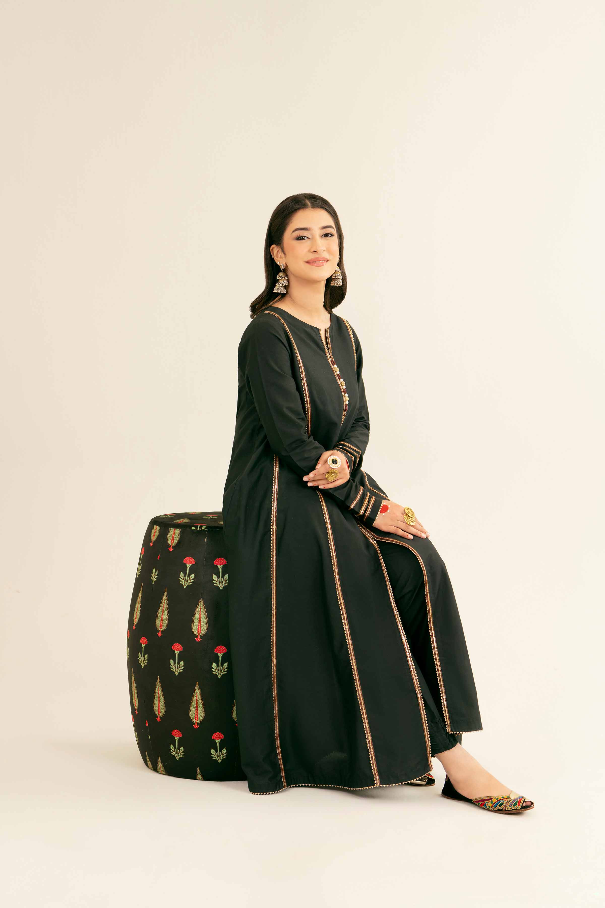 Embroidered Dress - PE25-113
