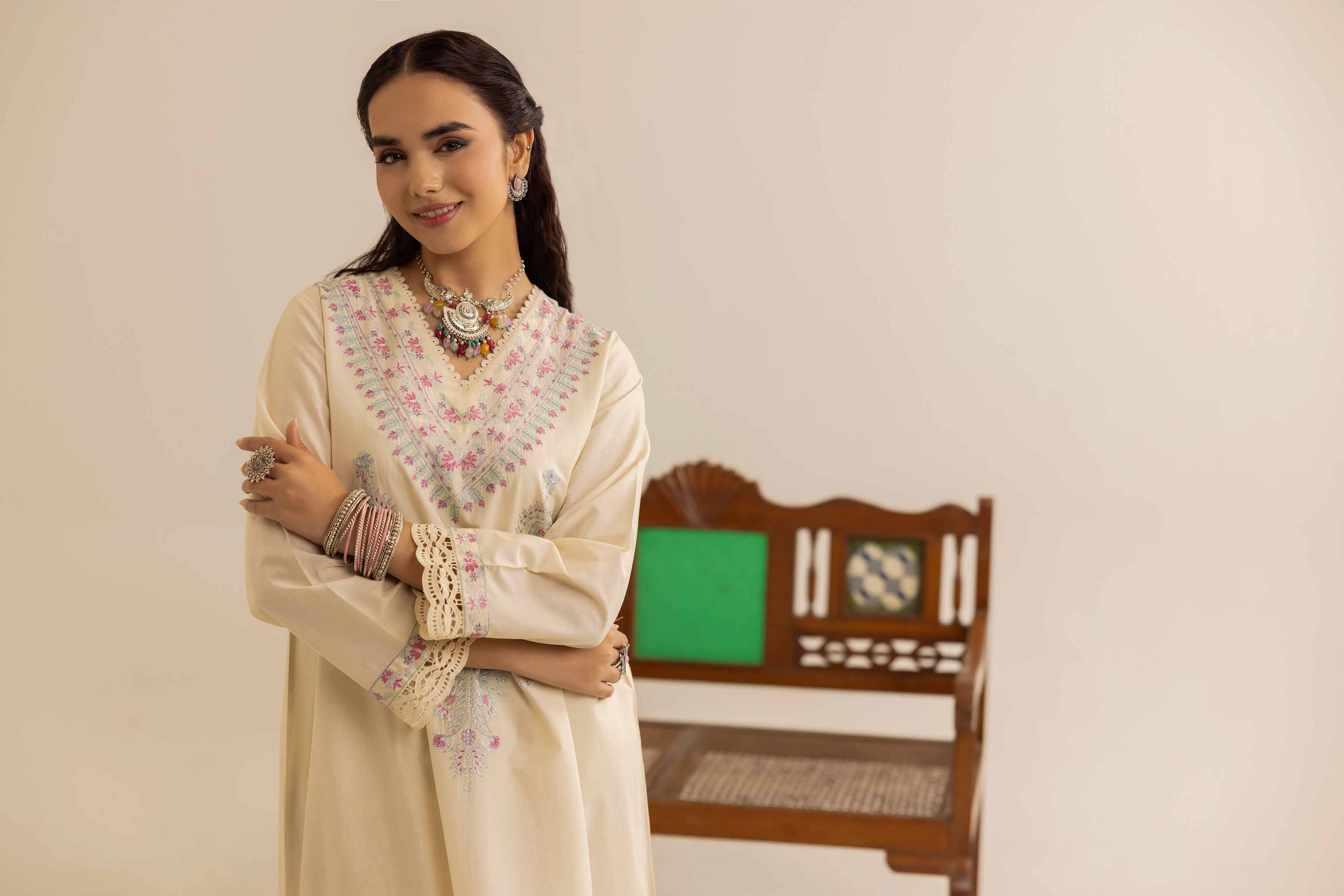 2 Piece - Embroidered Suit - PE25-138