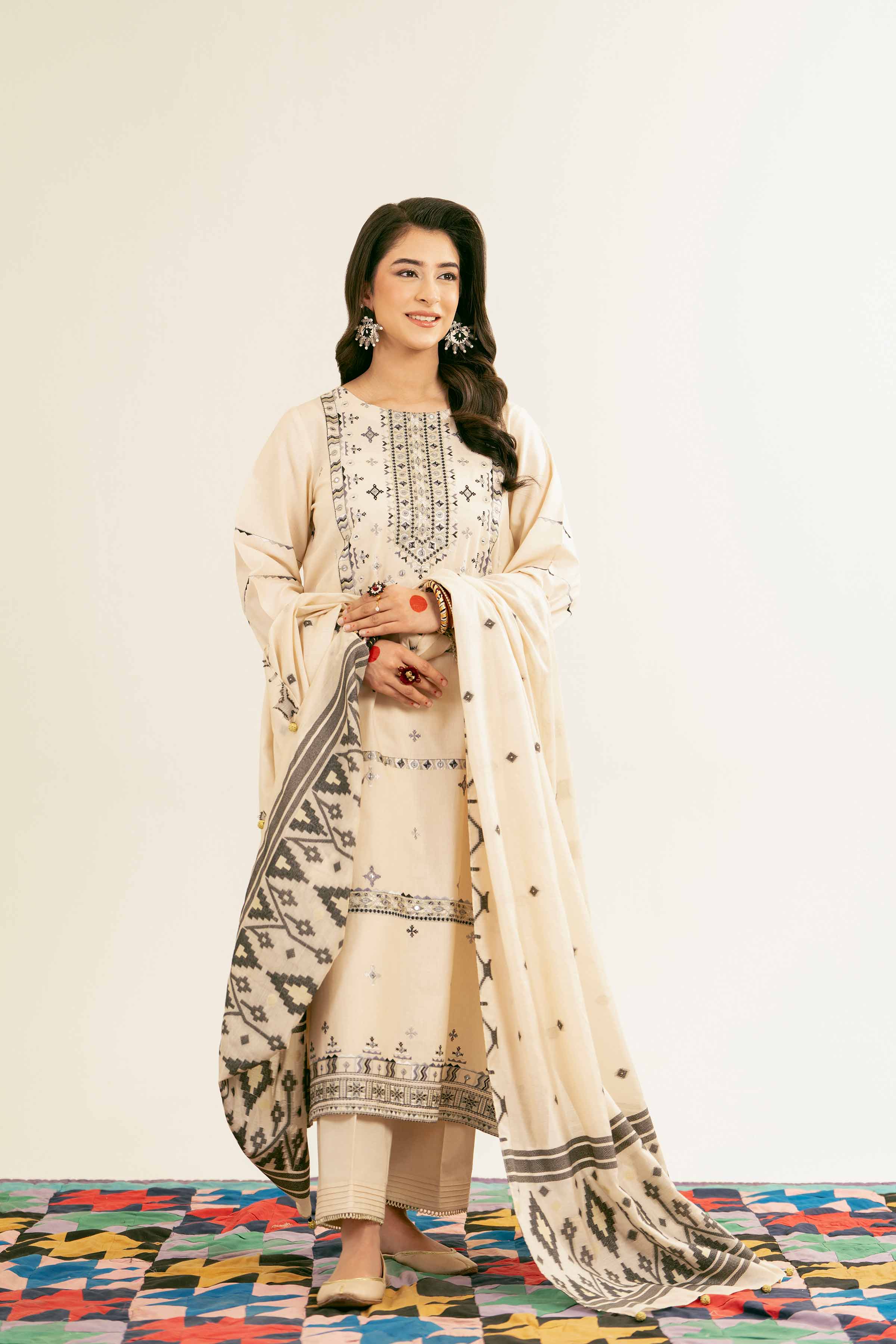 3 Piece - Embroidered Suit - PE25-141