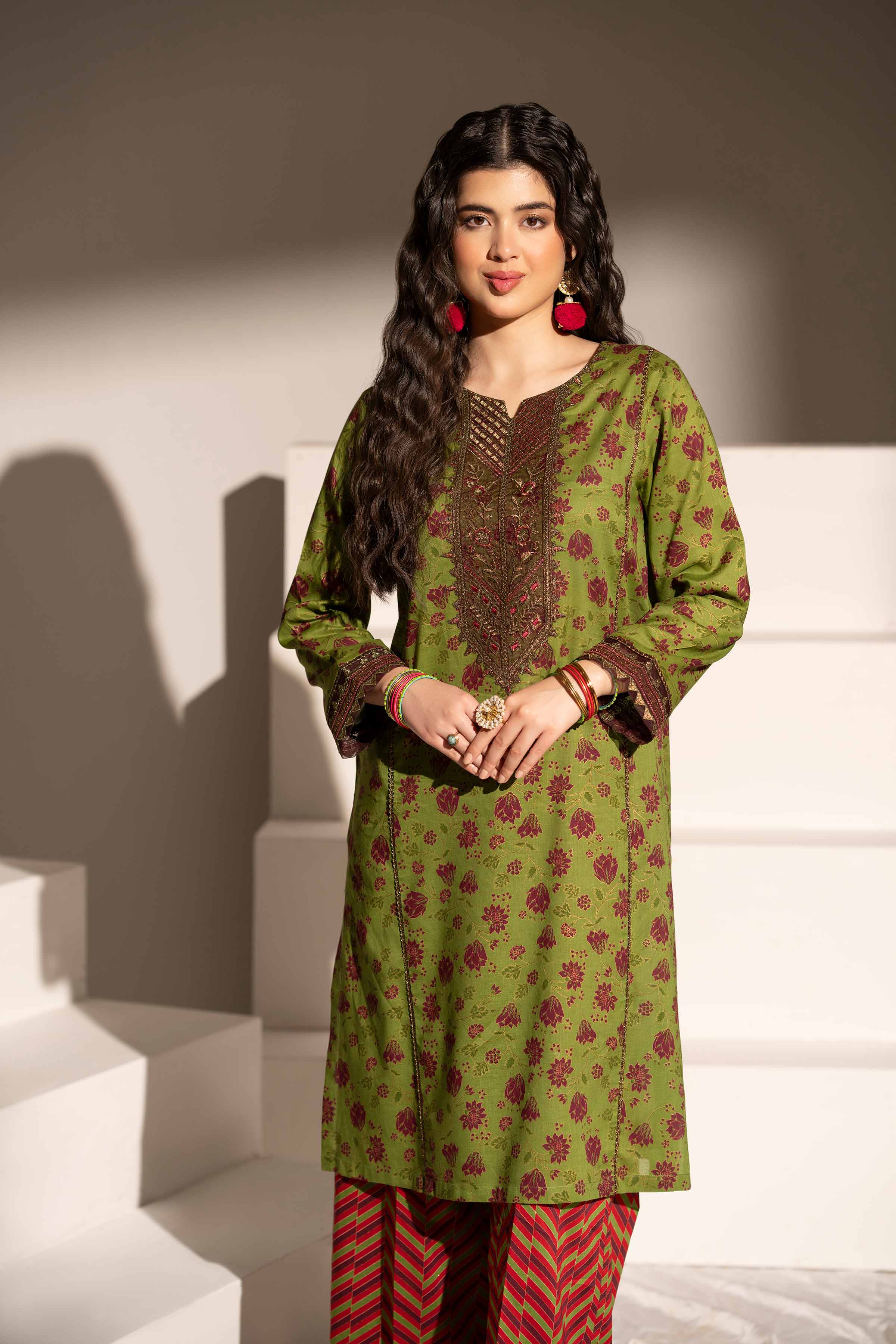 2 Piece - Printed Embroidered Suit - PE25-189