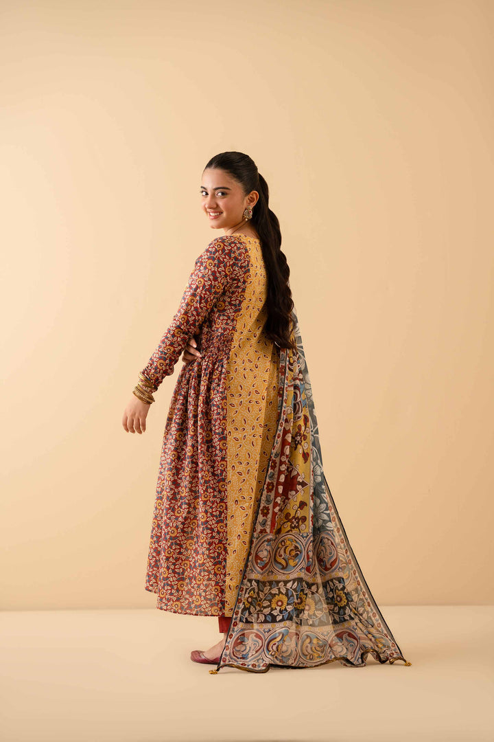 3 Piece - Printed Suit - PE25-216 for Women - Pret Collection | Nishat | Shop Online