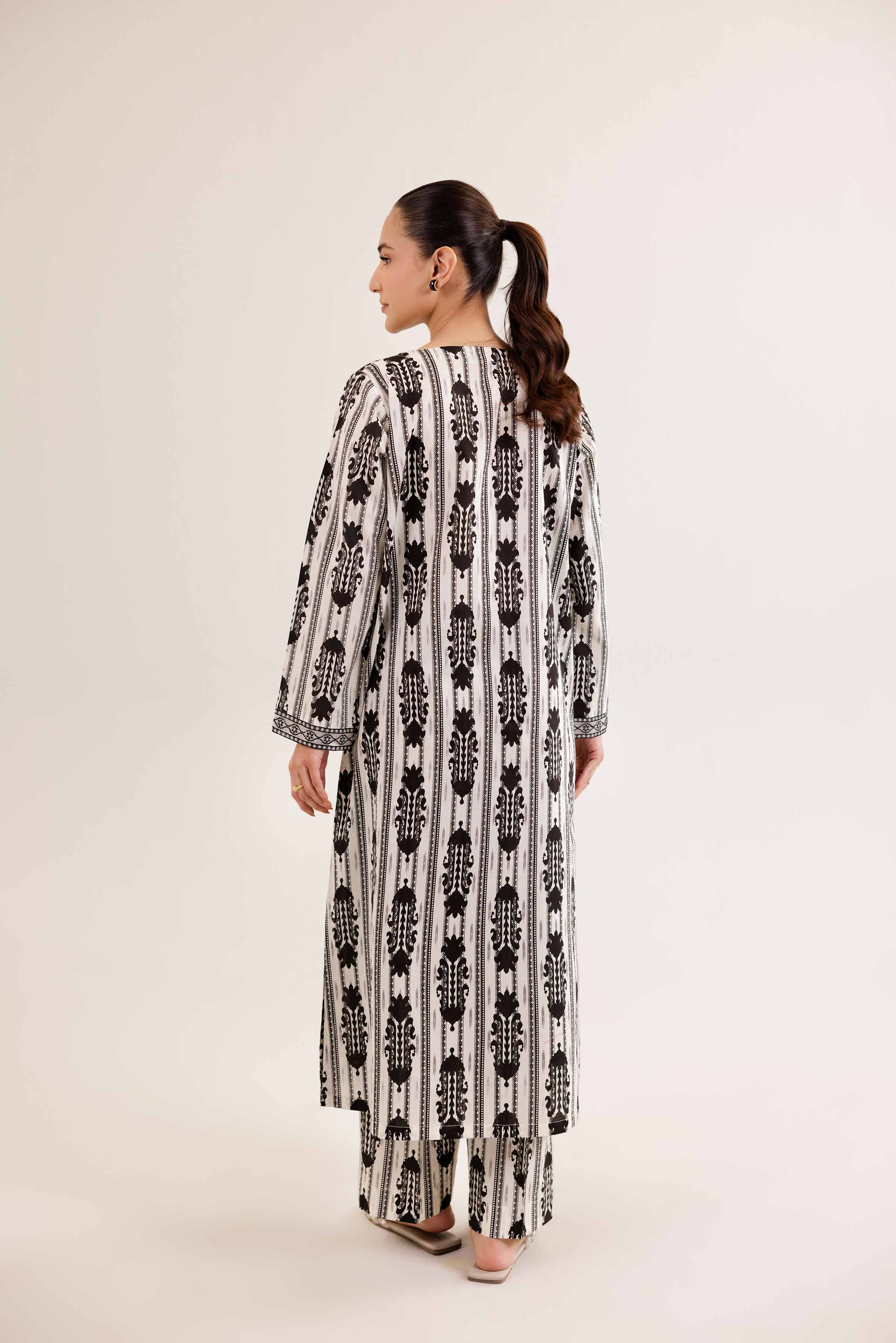2 Piece - Printed Embroidered Suit - PE25-329