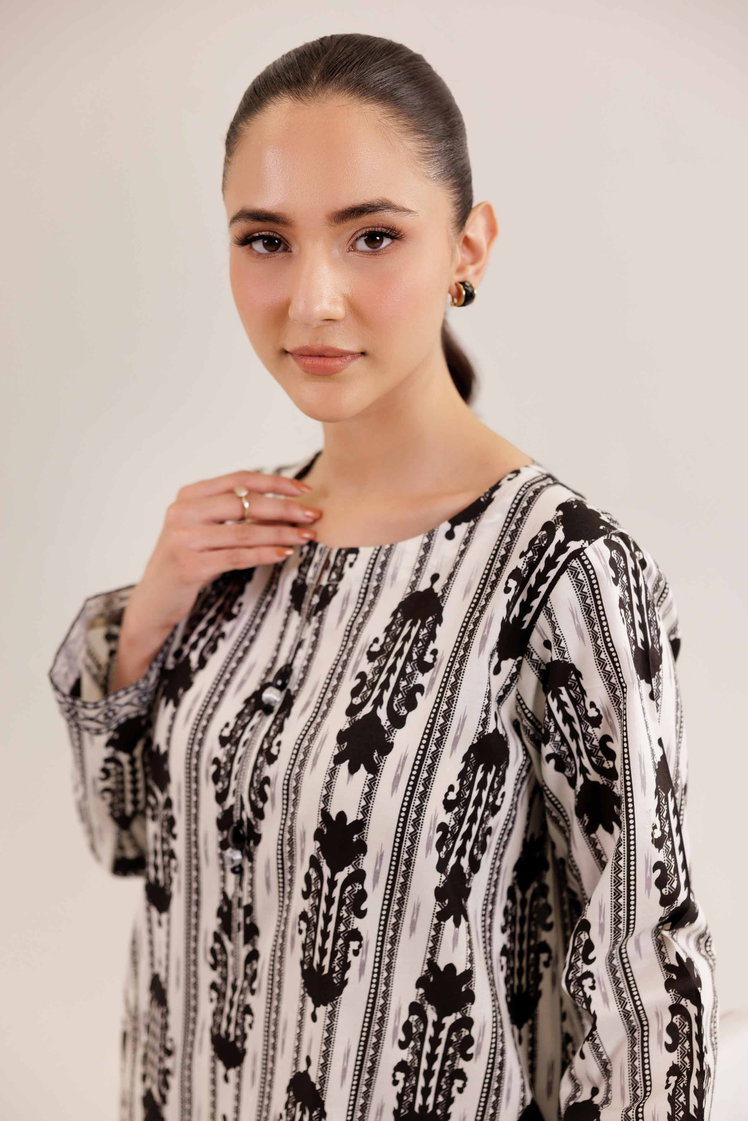 2 Piece - Printed Embroidered Suit - PE25-329