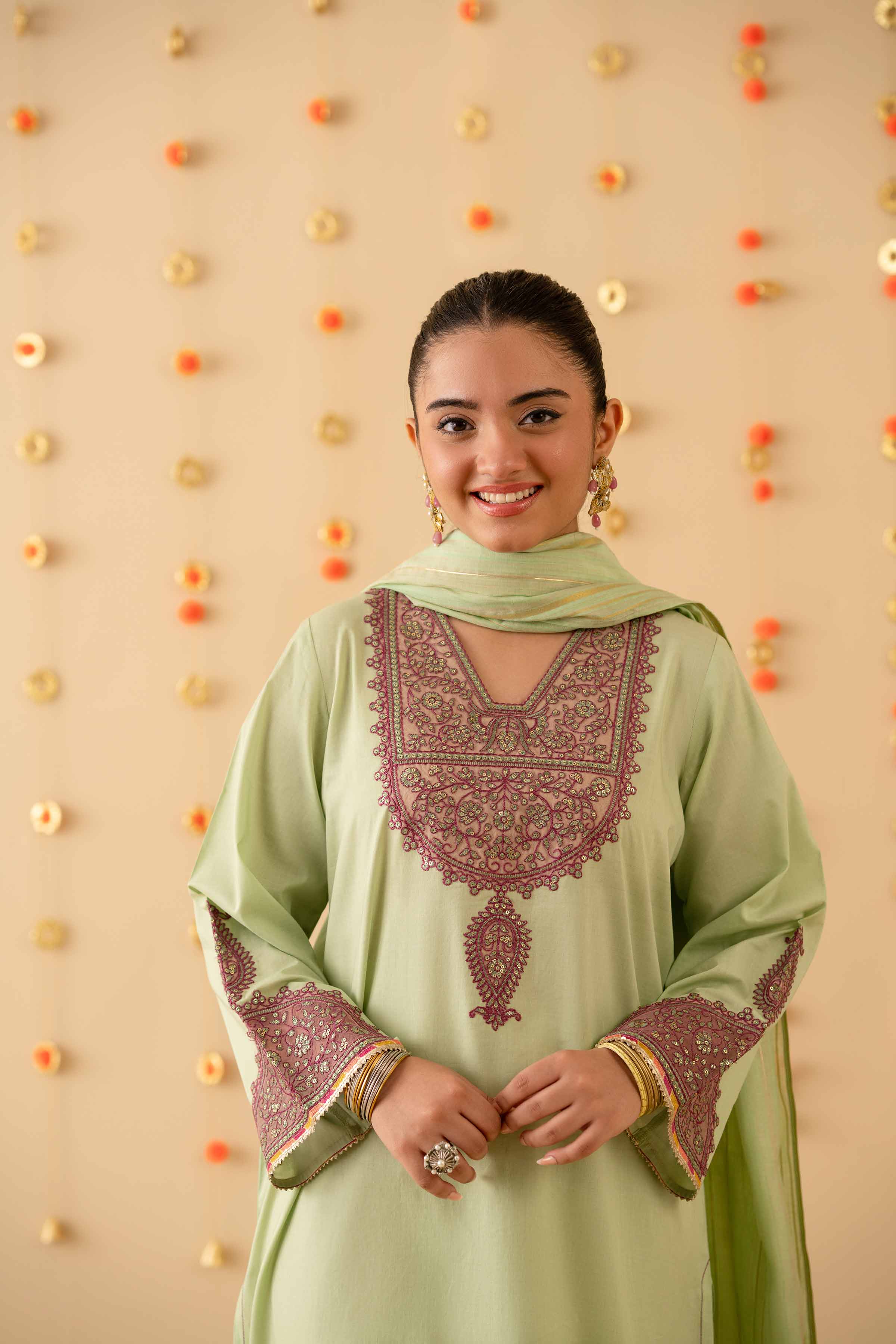 2 Piece - Embroidered Suit - PE25-383 for Women - Pret Collection | Nishat | Shop Online