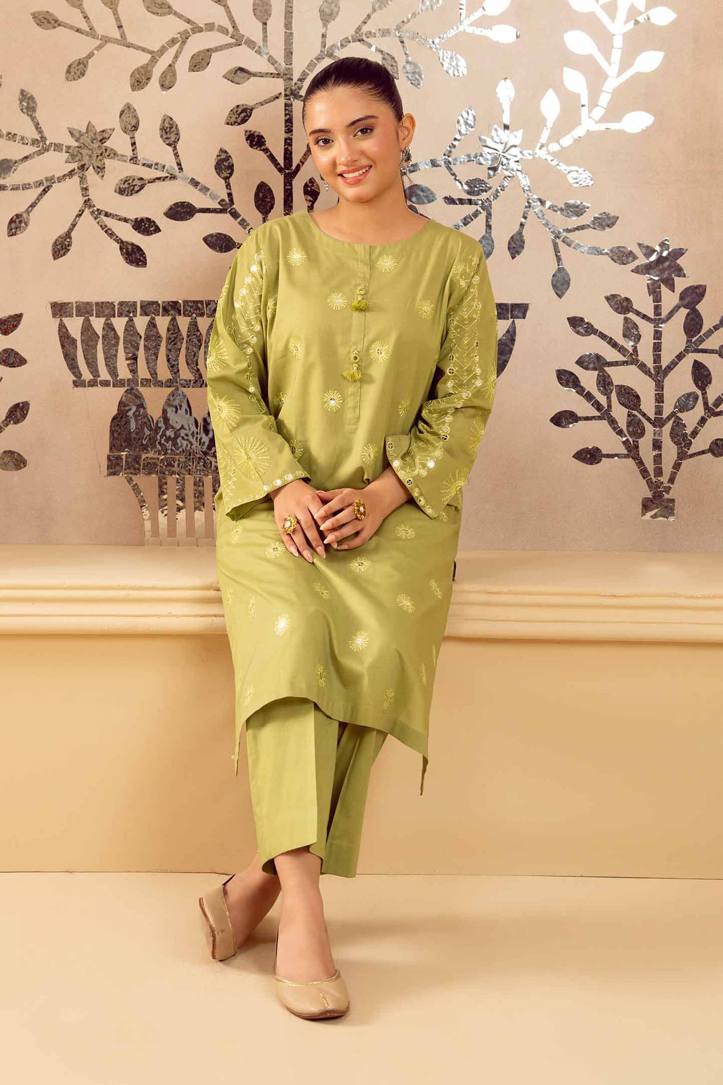 2 Piece - Embroidered Suit - PE25-430