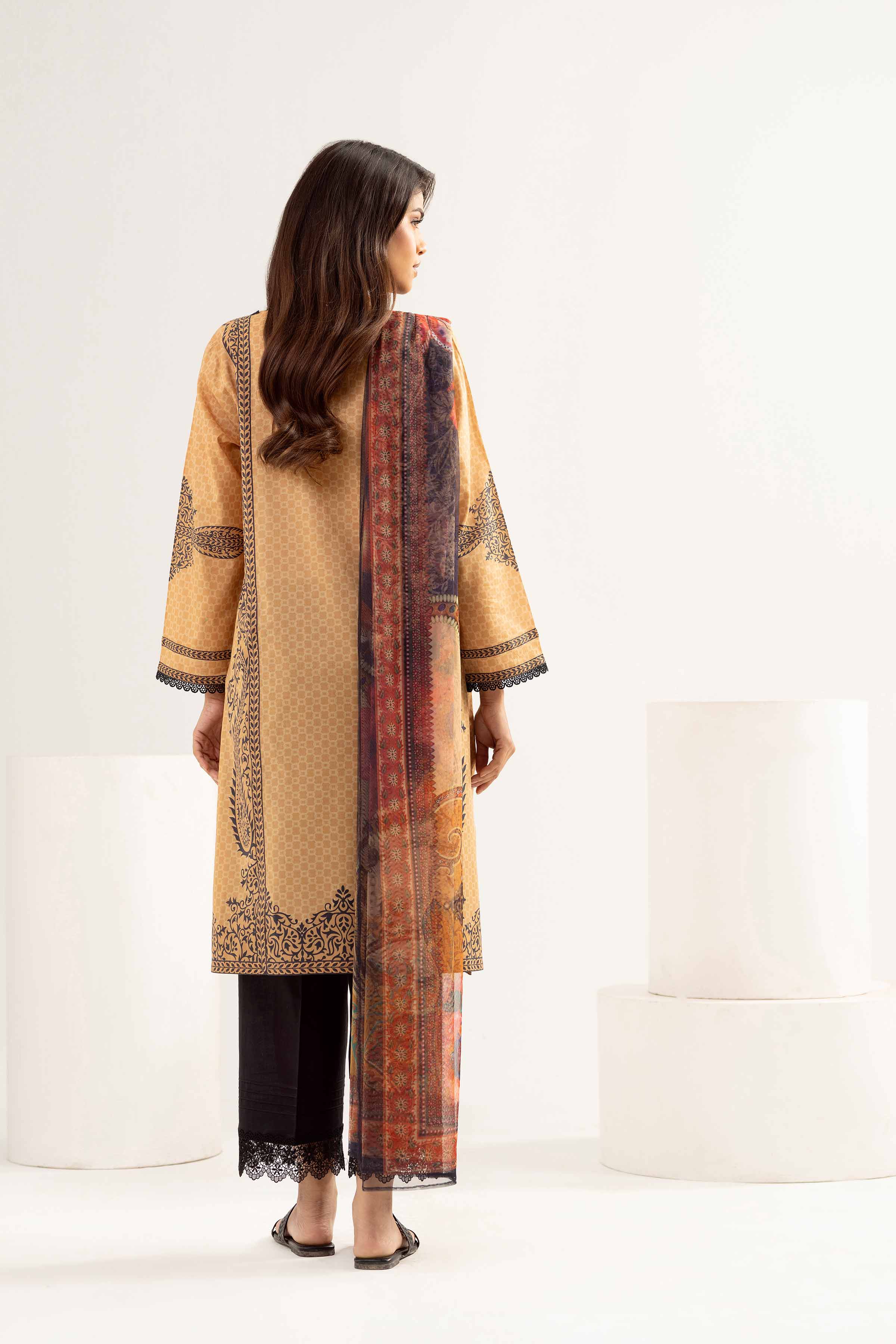 2 Piece - Embroidered Suit - PE25-458