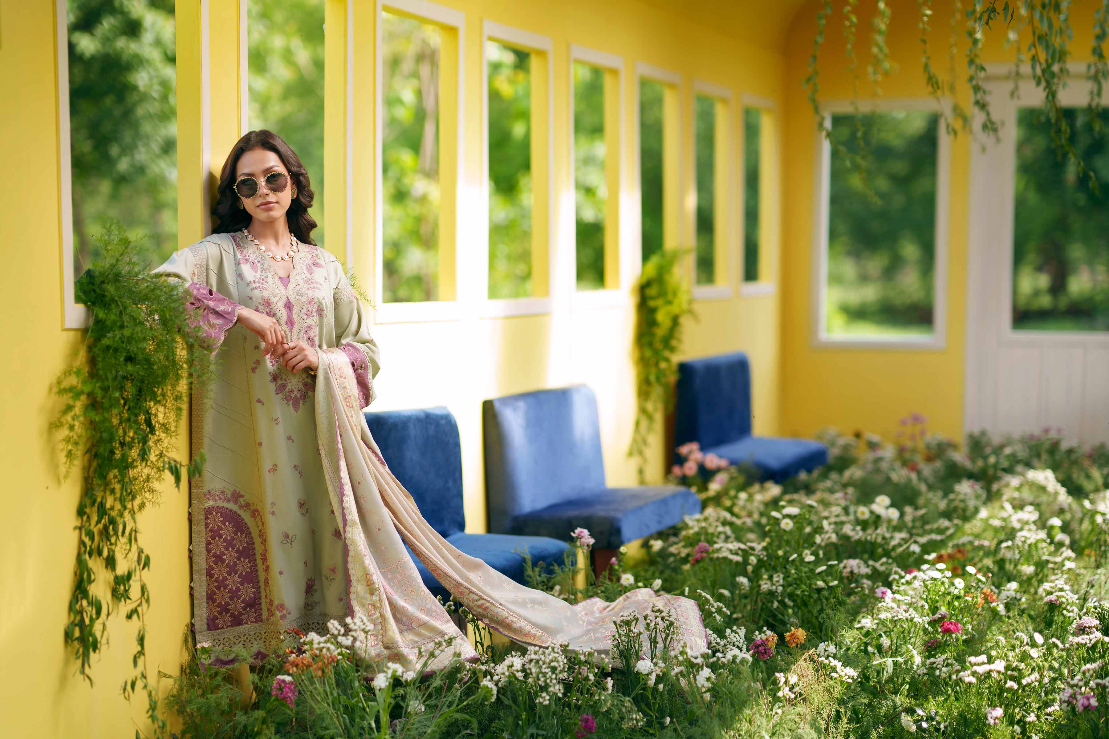 3 Piece - Embroidered Suit - PE26-126