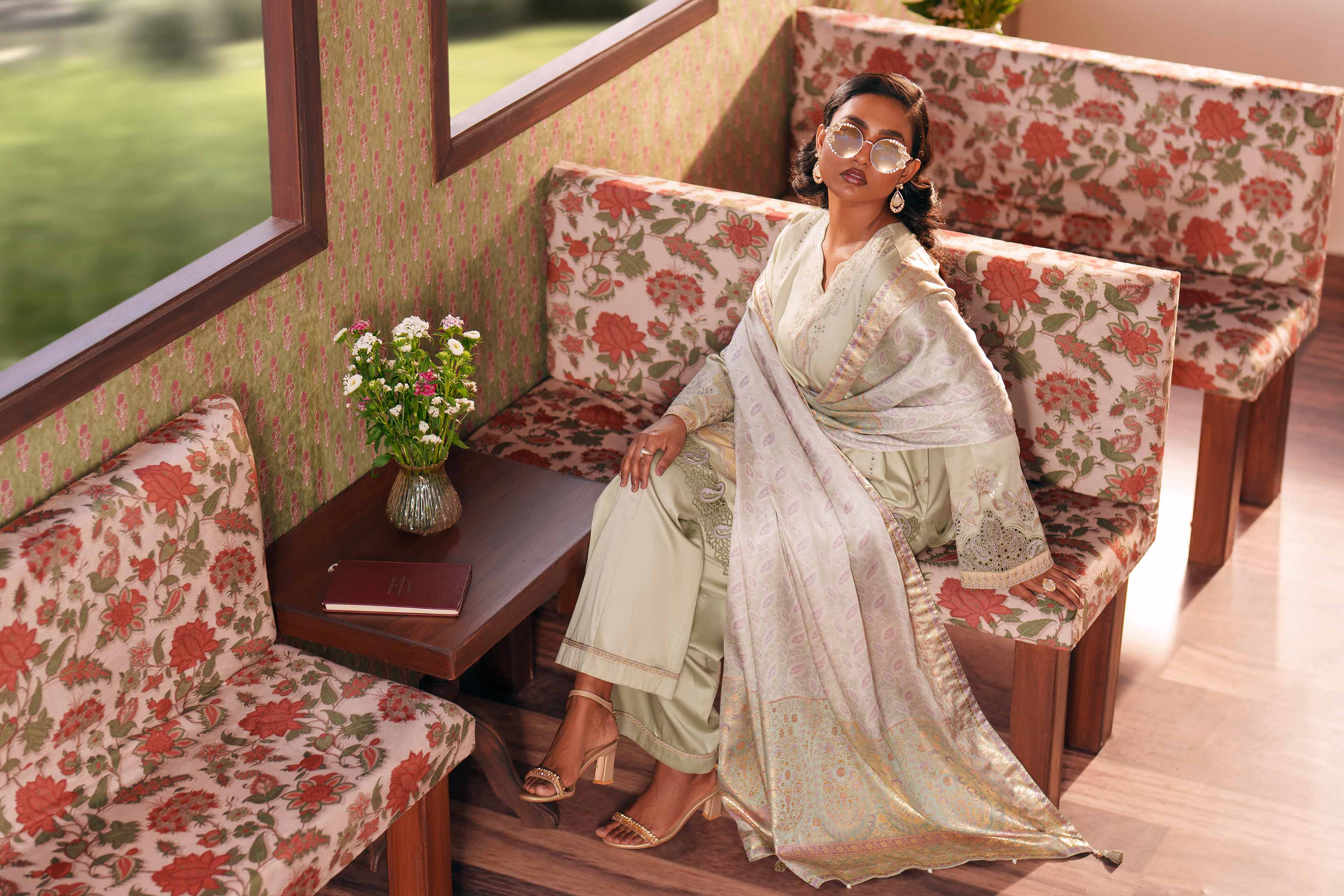 3 Piece - Embroidered Suit - PE26-127