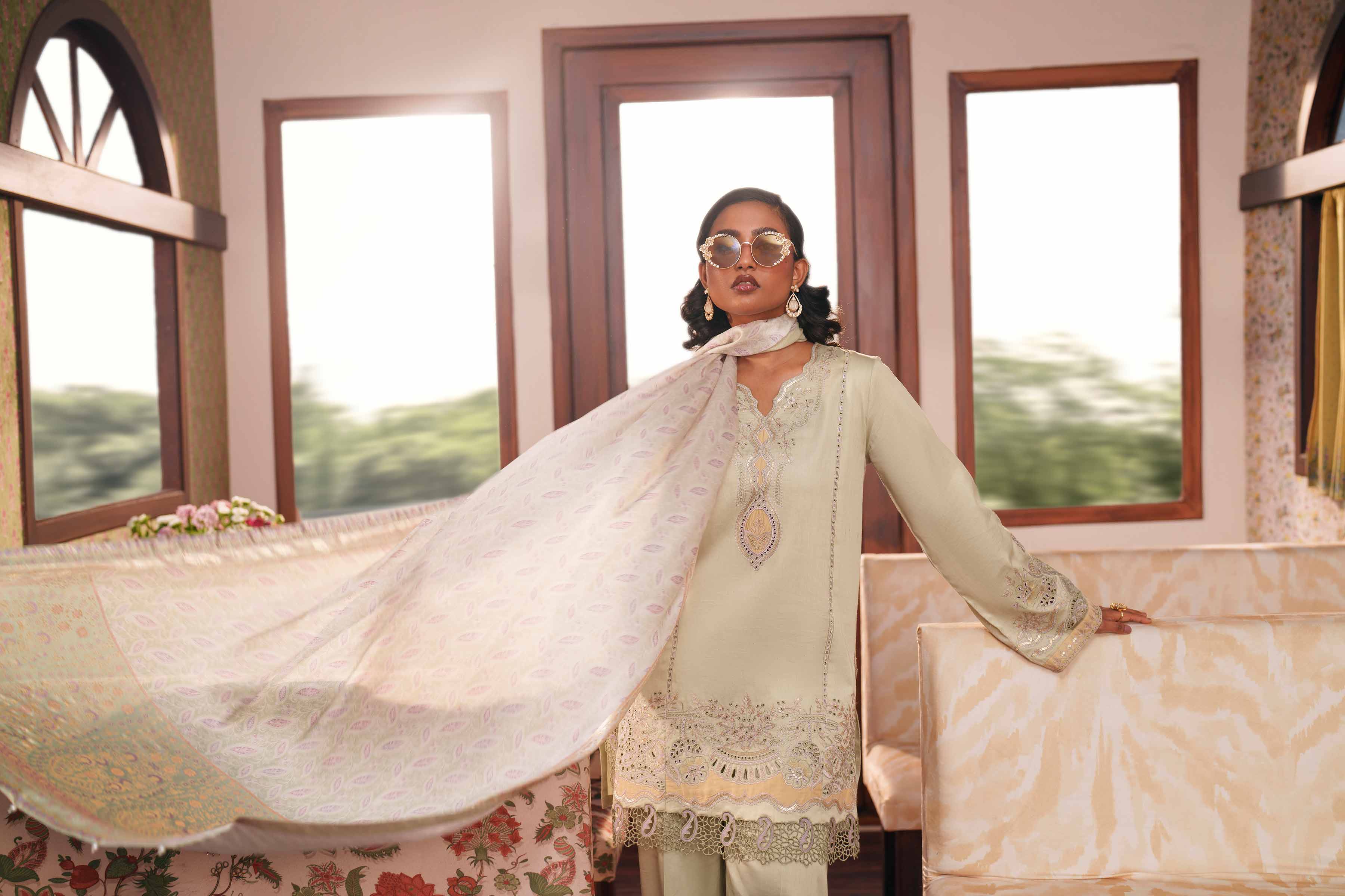 3 Piece - Embroidered Suit - PE26-127