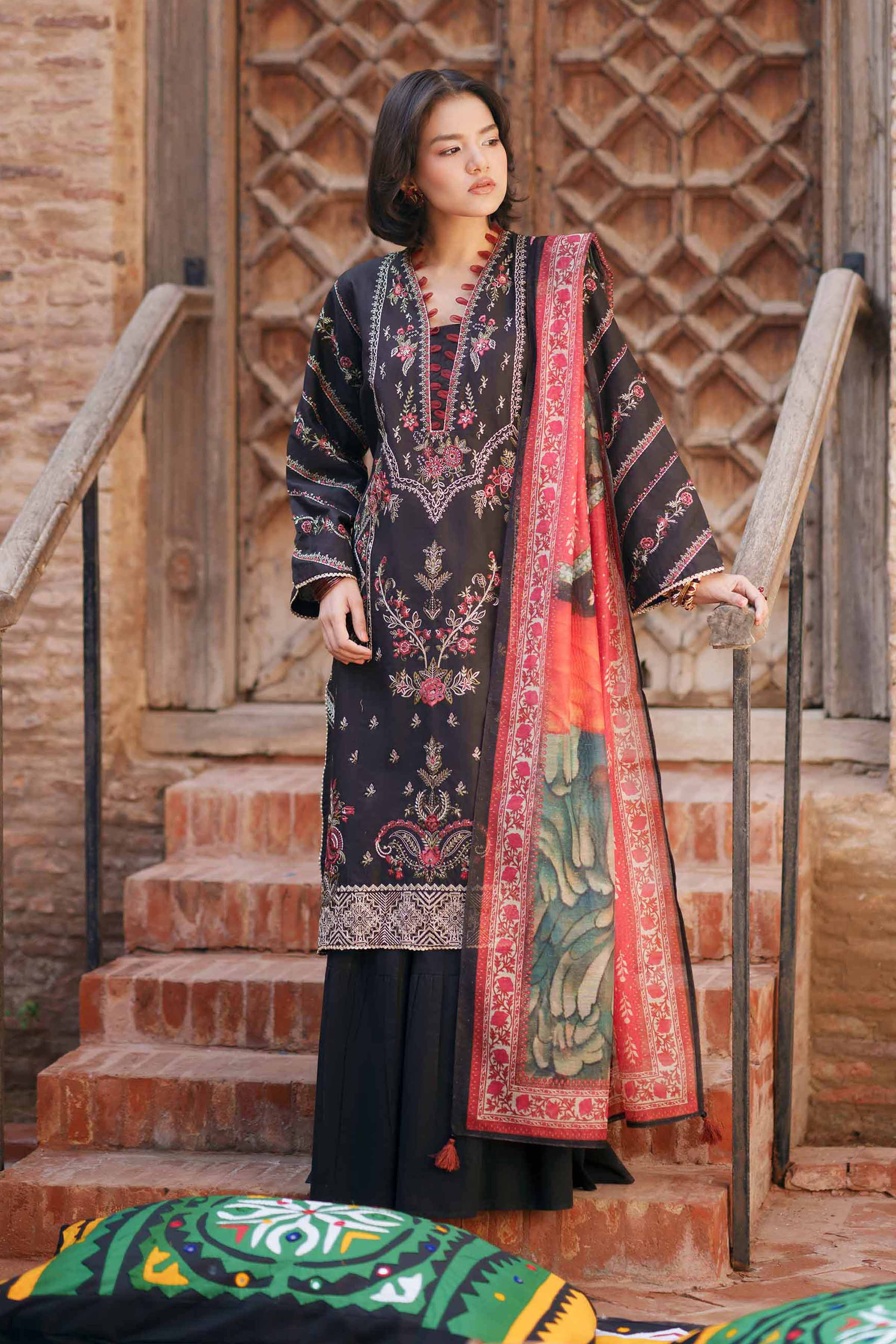 2 Piece - Embroidered Suit - PE26-144