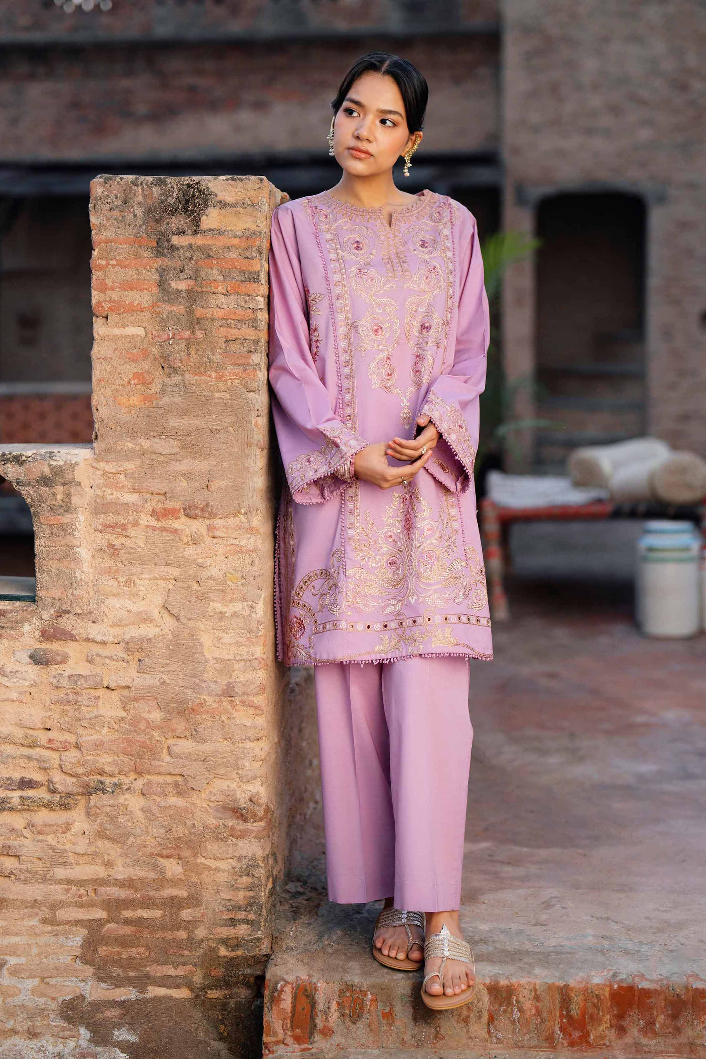 2 Piece - Embroidered Suit - PE26-239