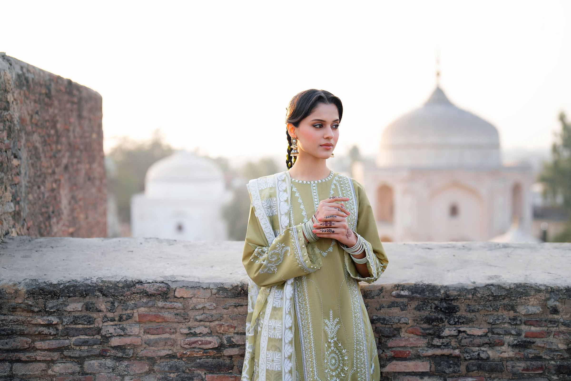 3 Piece - Embroidered Suit - PE26-314