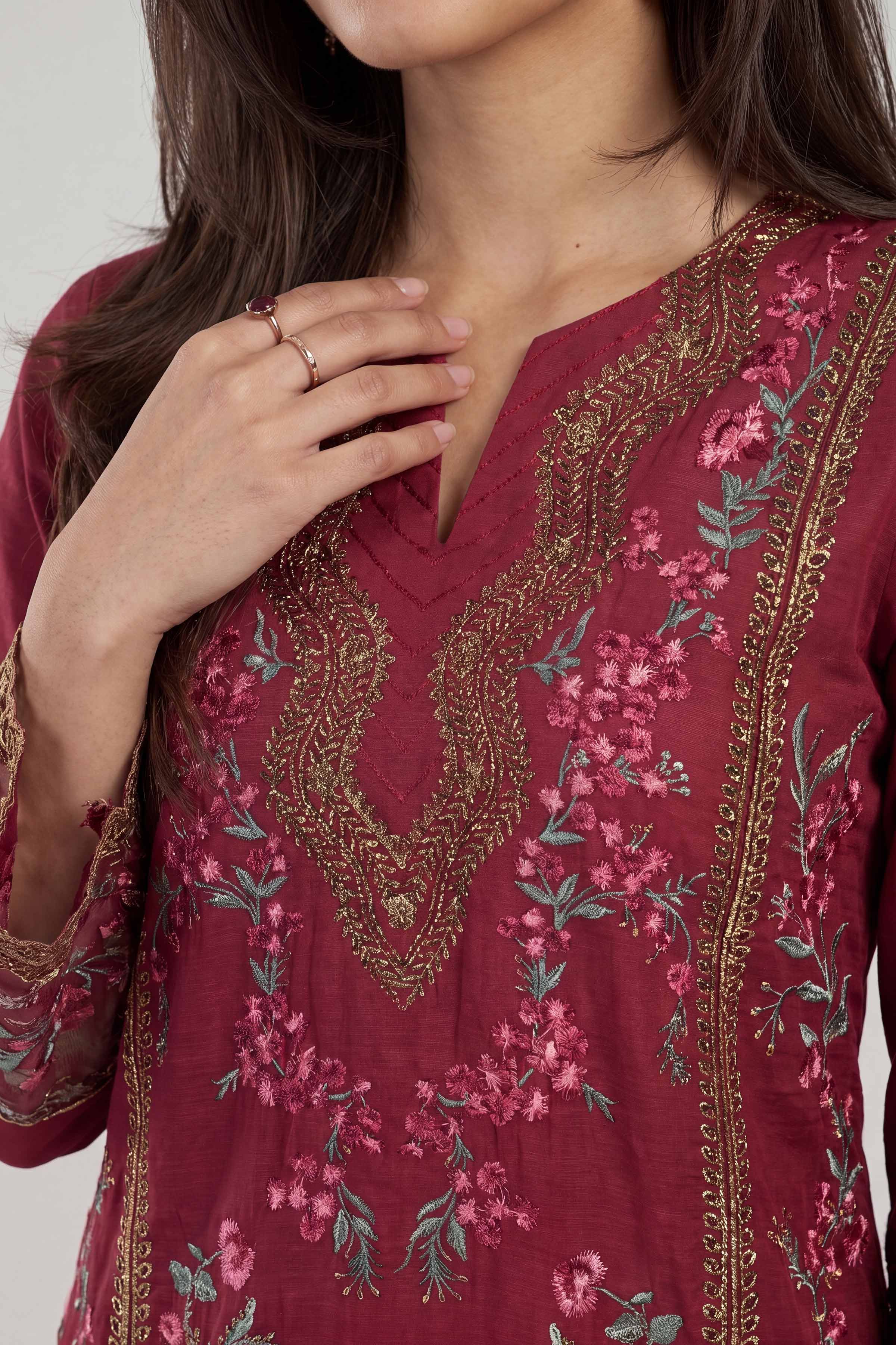 2 Piece - Embroidered Suit - PE26-46