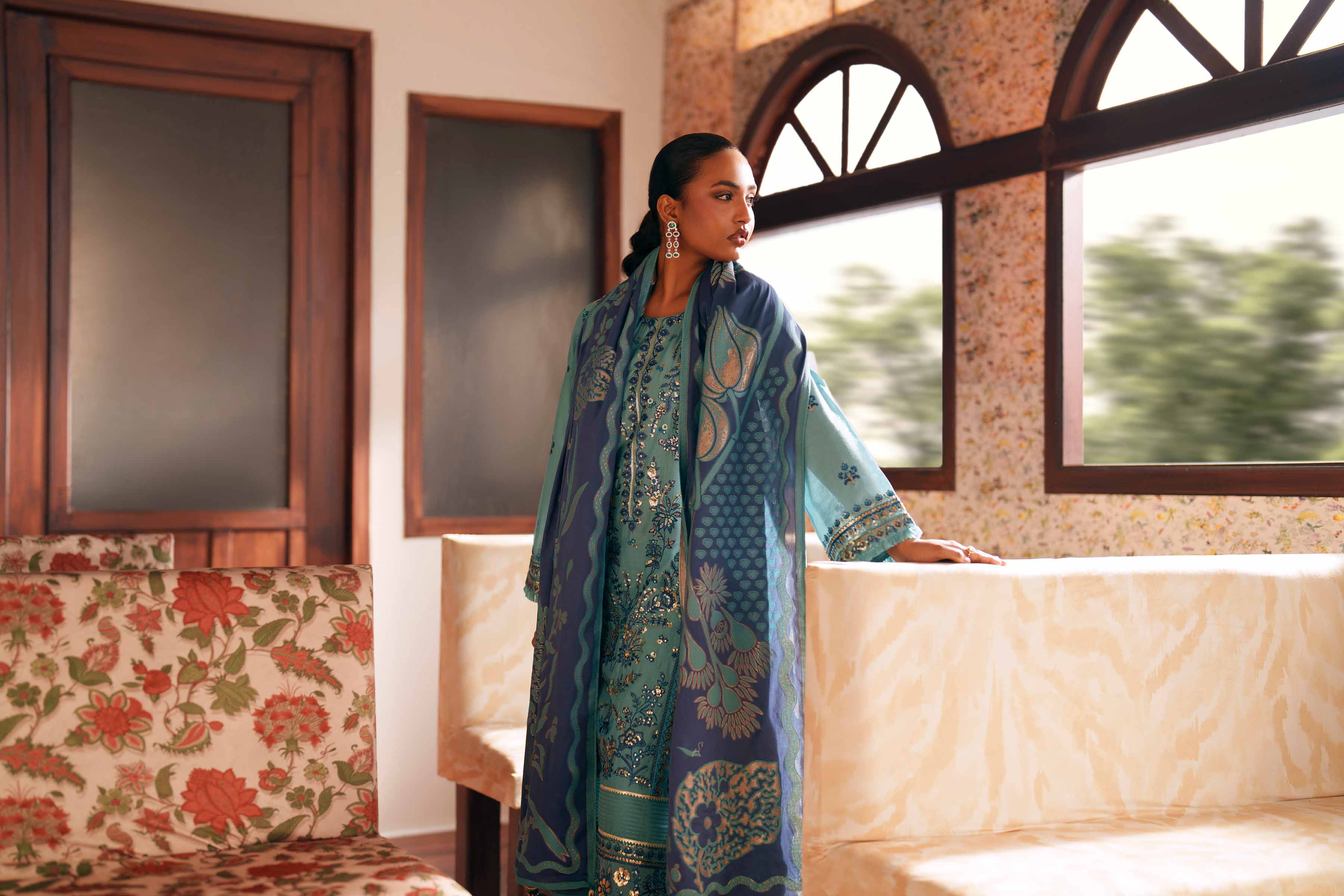 3 Piece - Embroidered Suit - PE26-77