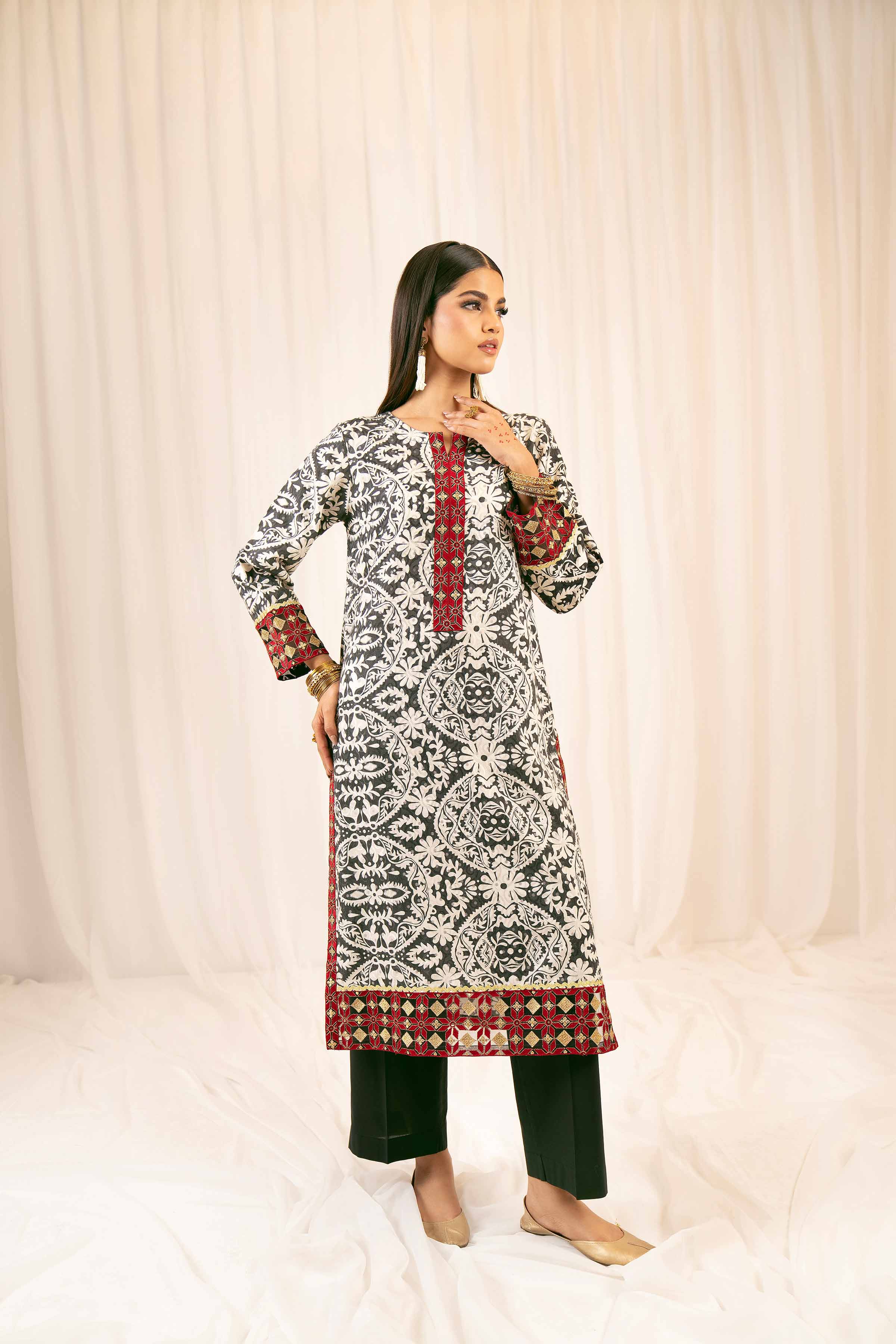 2 Piece - Printed Embroidered Suit - PFE25-31