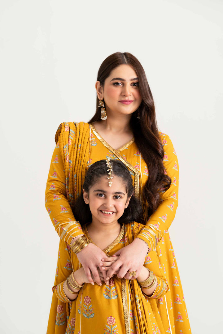 3 Piece - Printed Suit - PMD25-02 D for Women - Pret Collection | Nishat | Shop Online