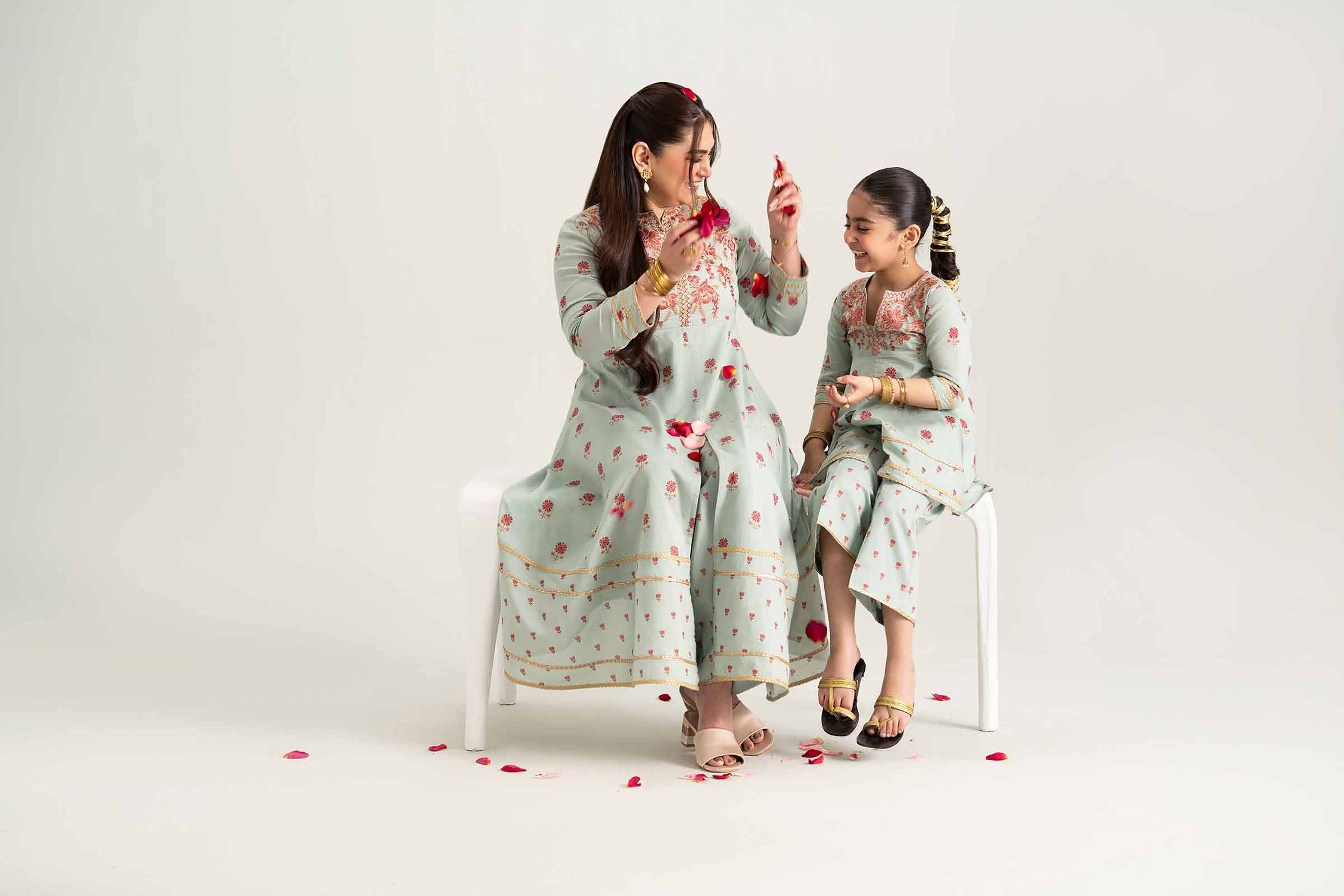 2 Piece - Embroidered Suit - PMD25-08 M