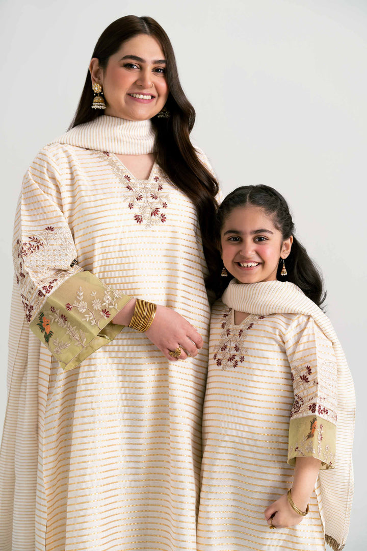 3 Piece - Embroidered Suit - PMD25-15 D for Women - Pret Collection | Nishat | Shop Online