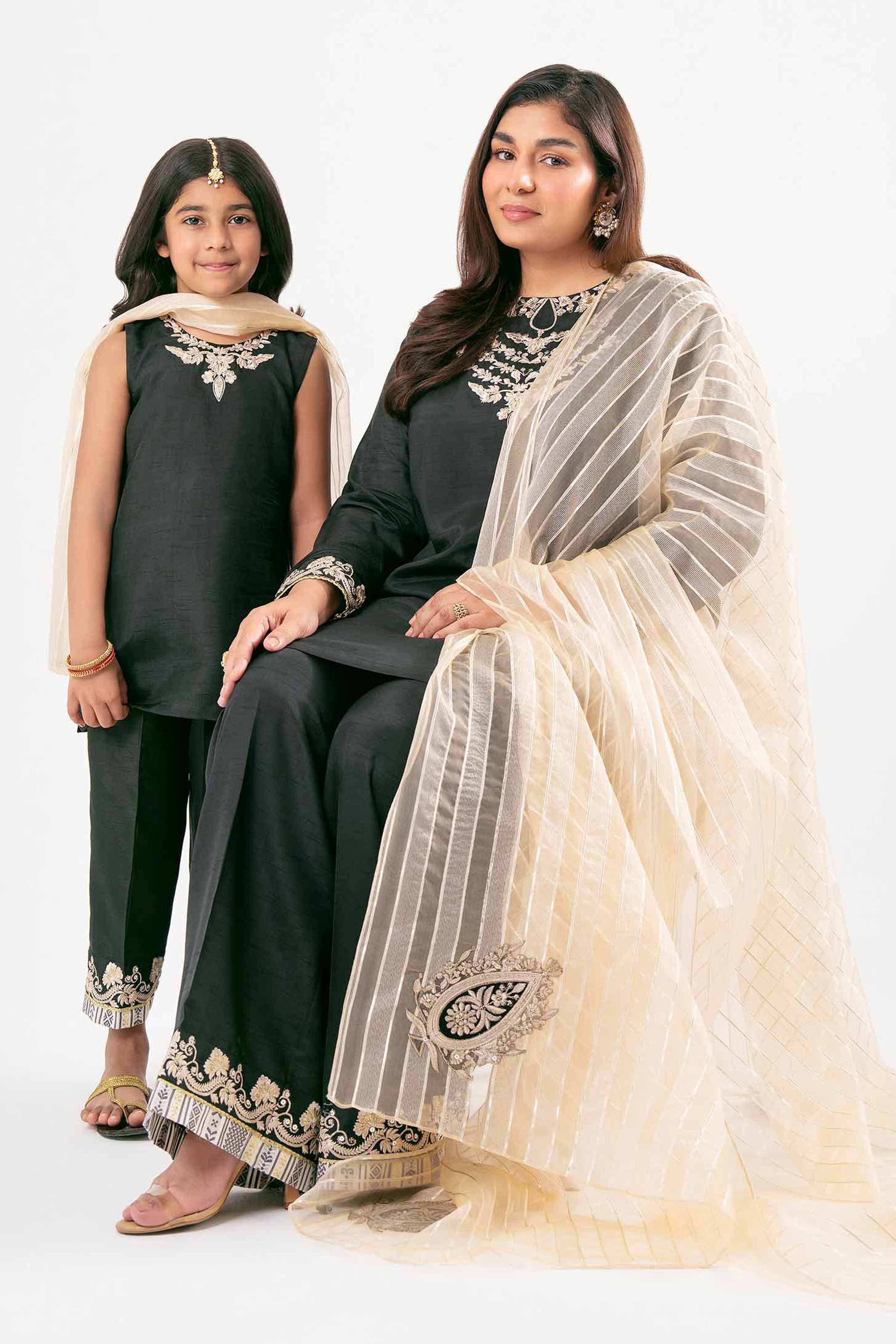 3 Piece - Embroidered Suit - PMD25-17 D