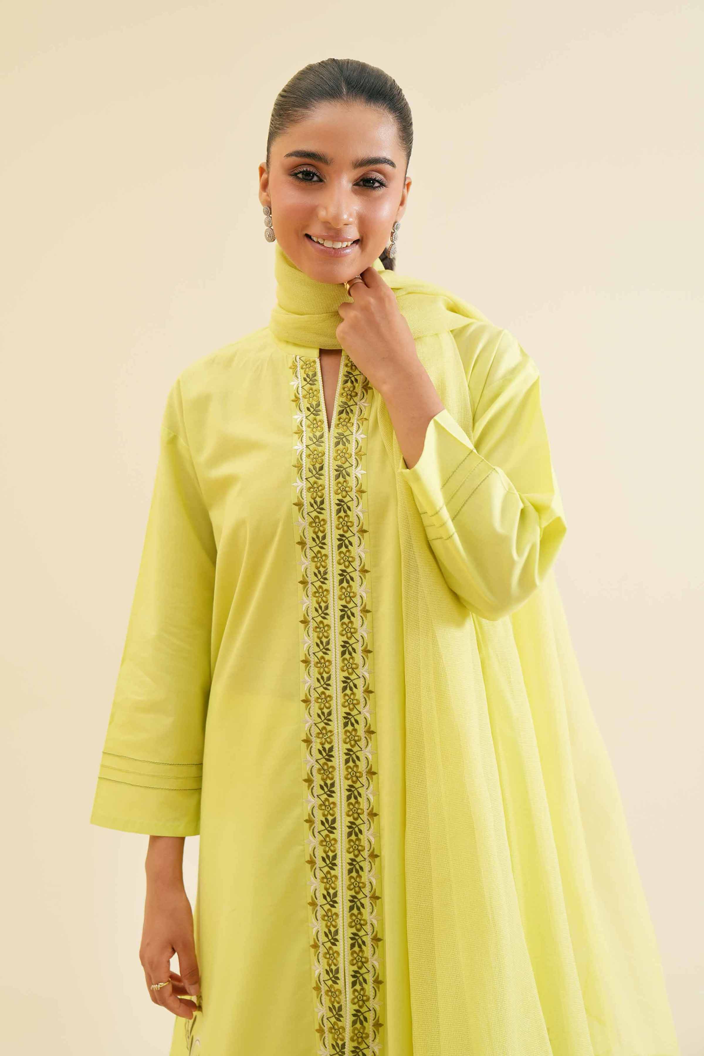 2 Piece - Embroidered Suit - PS24-347