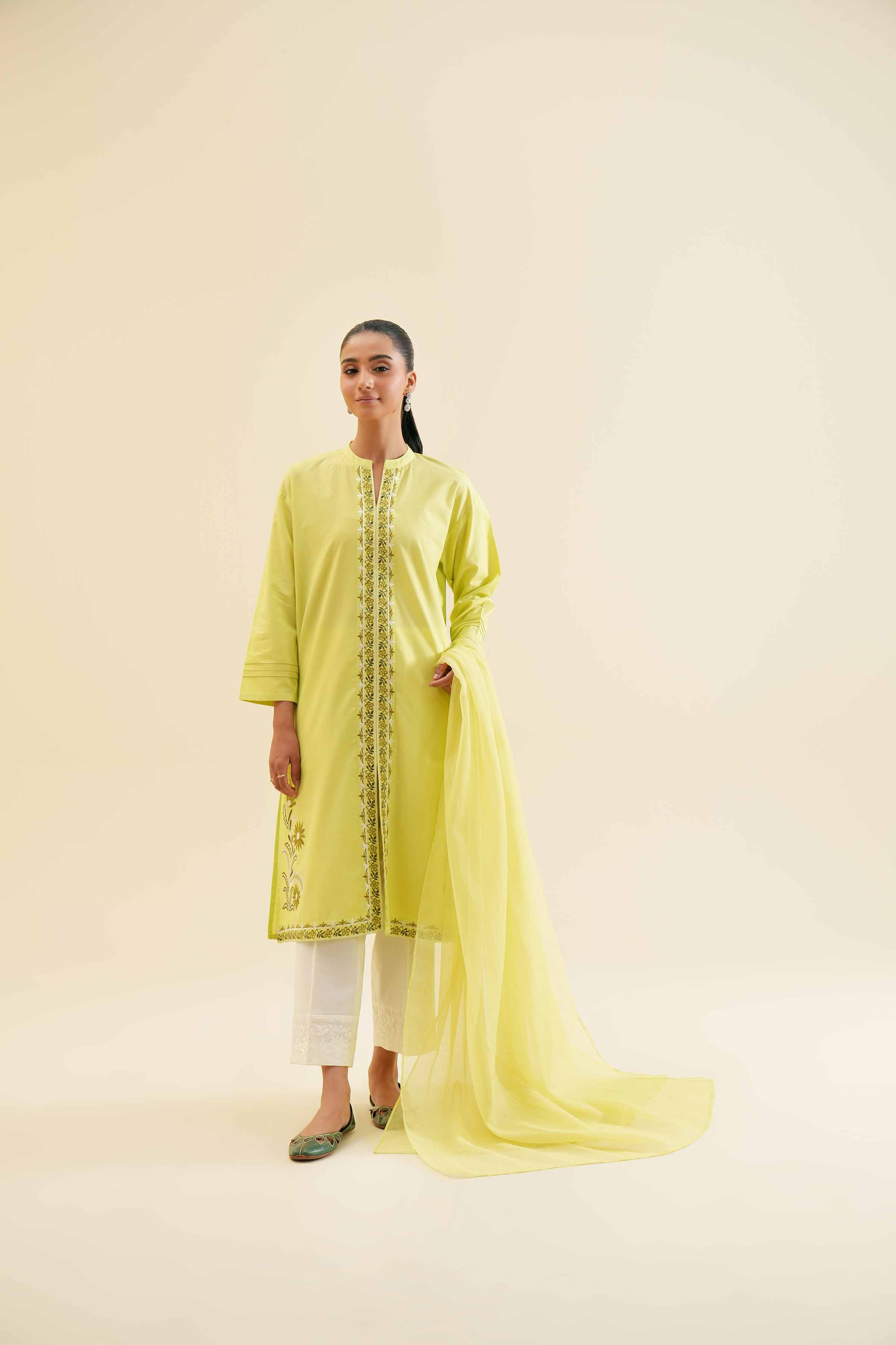 2 Piece - Embroidered Suit - PS24-347