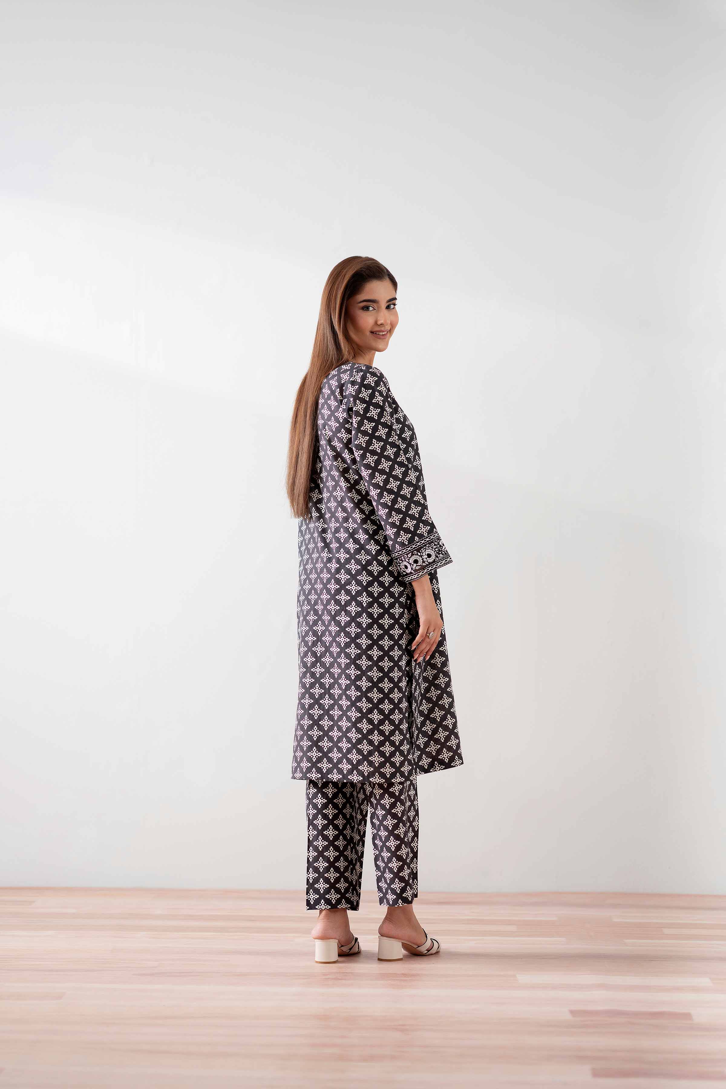 2 Piece - Printed Embroidered Suit - PS25-178