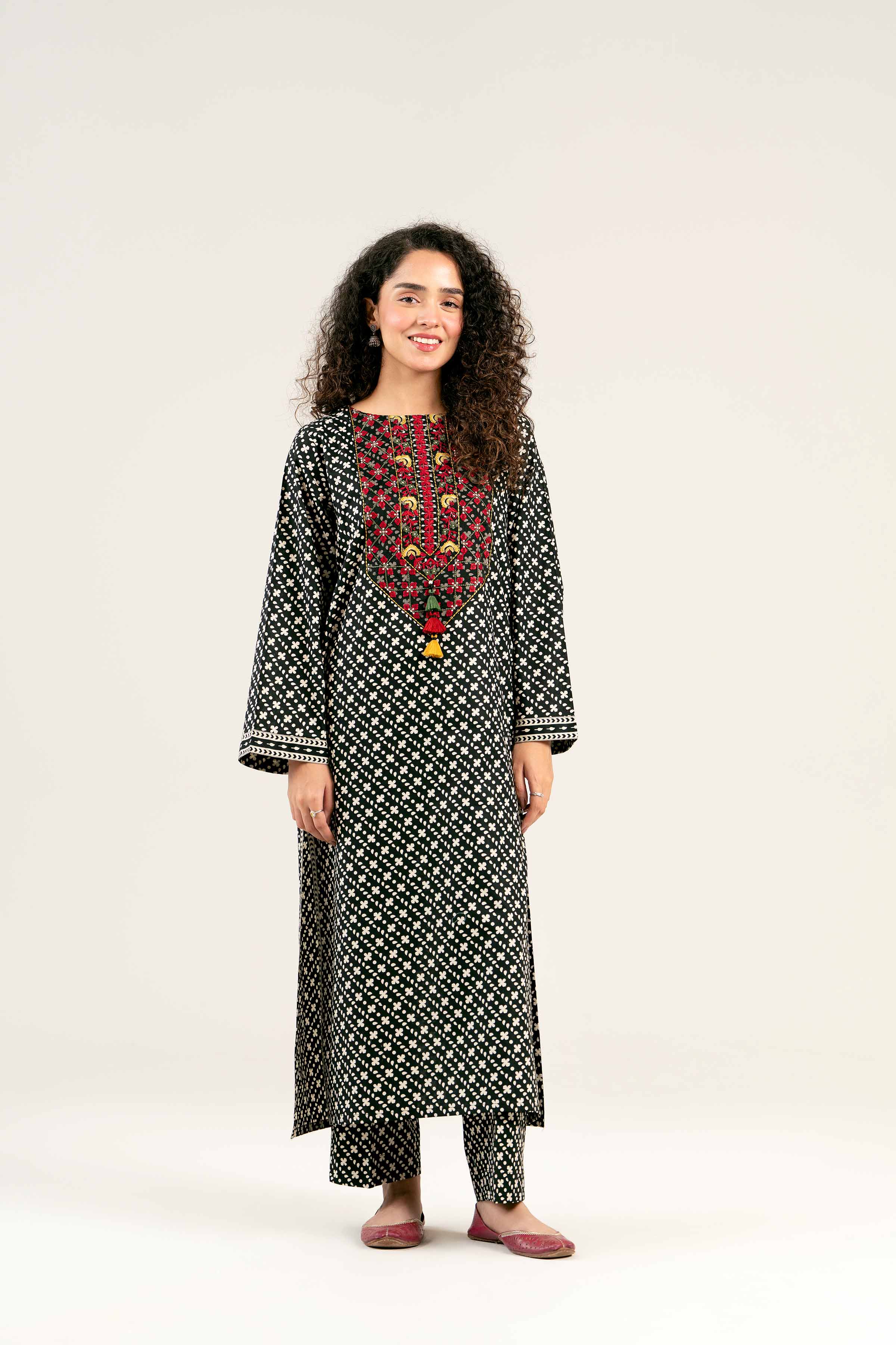 2 Piece - Printed Embroidered Suit - PS25-37
