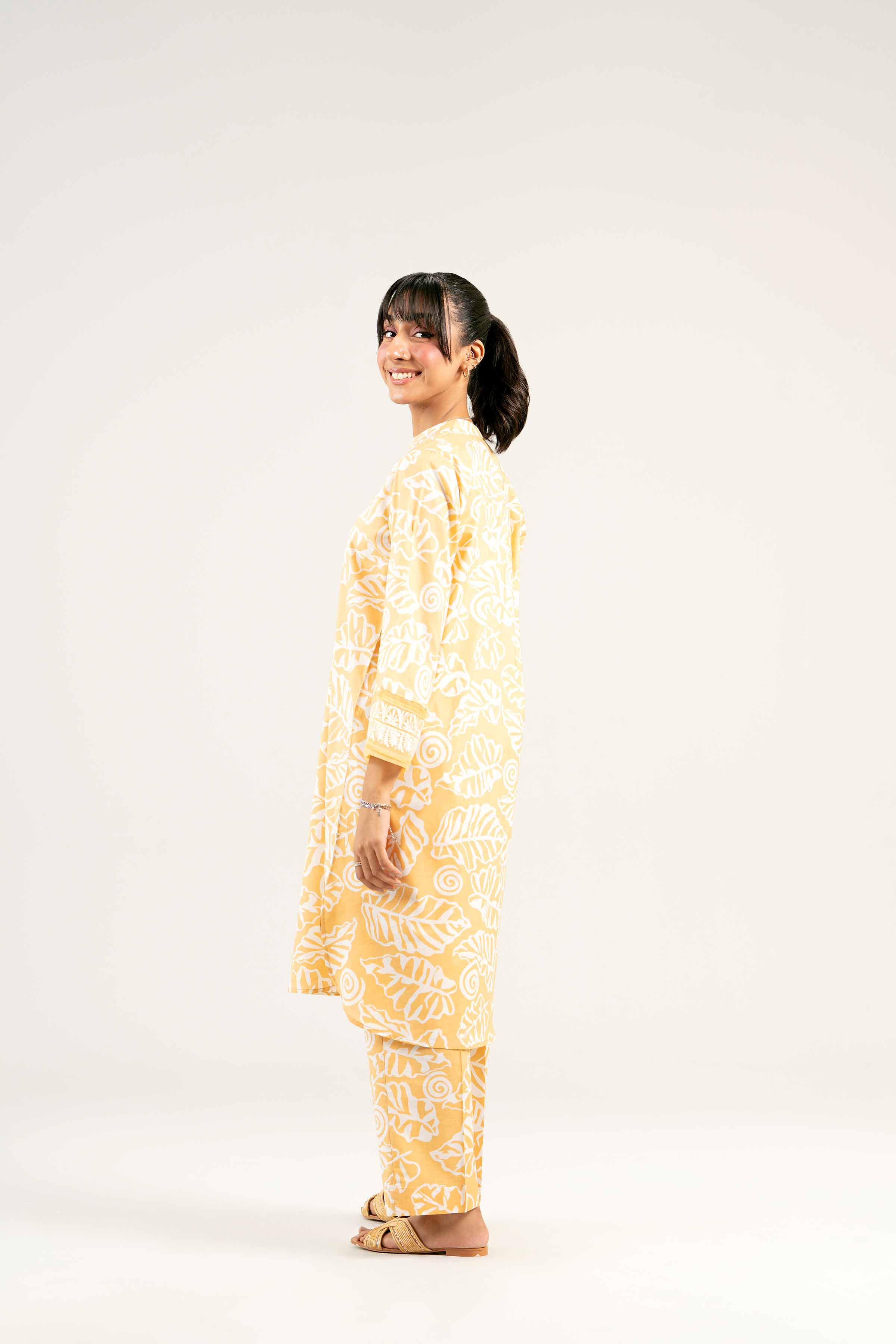 2 Piece - Printed Embroidered Suit - PS25-43