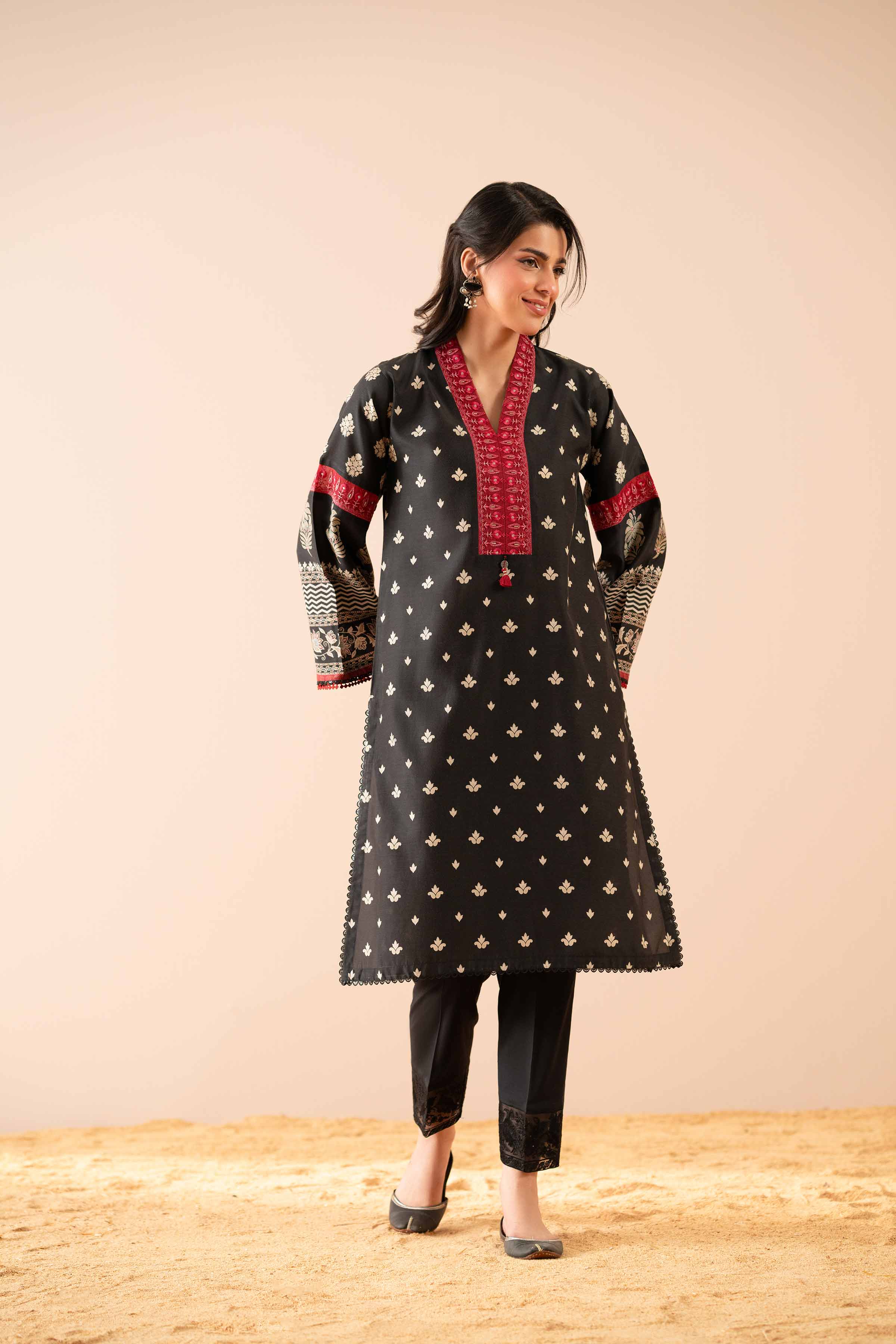 Printed Embroidered Kurta - PS25-46