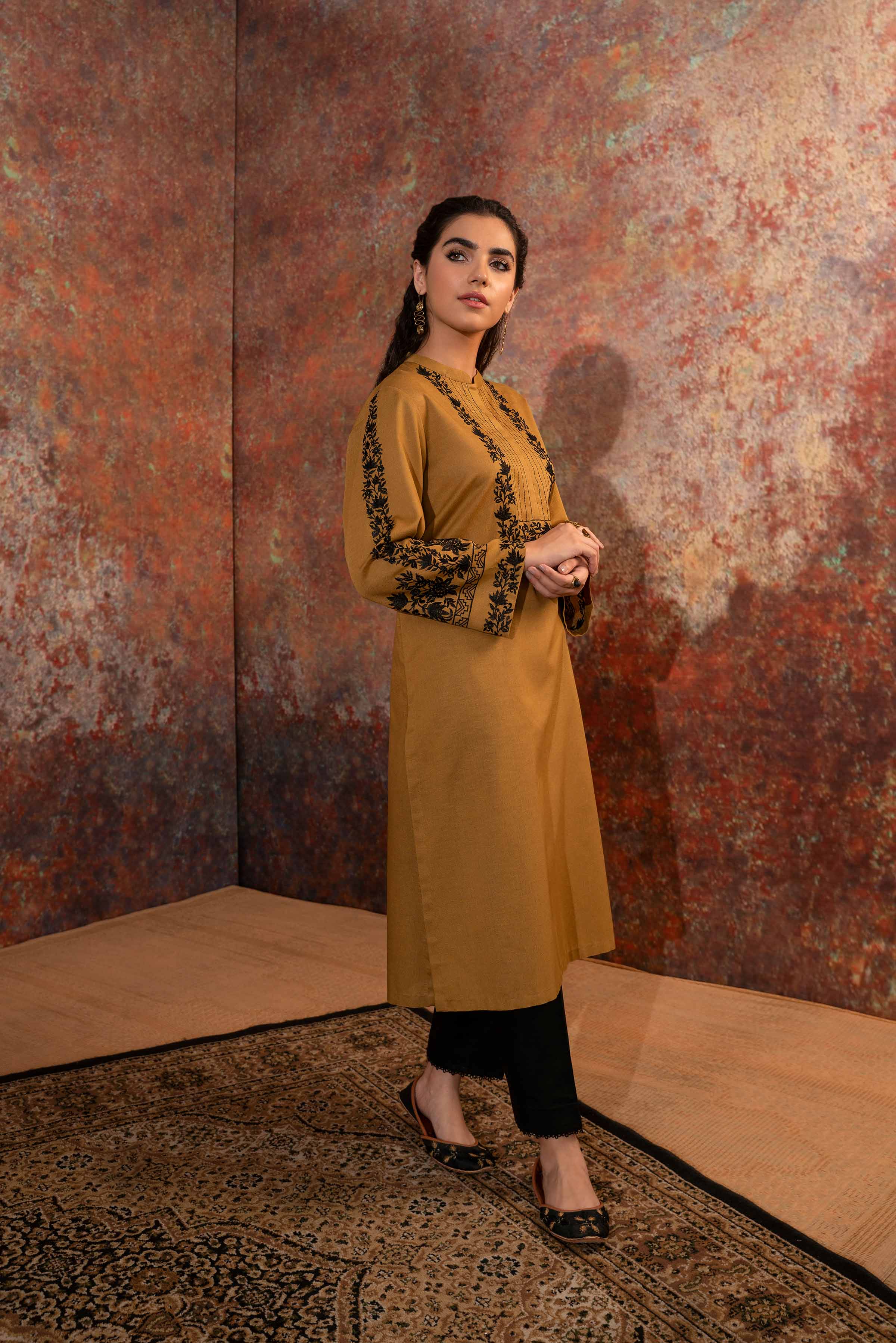 Embroidered Shirt - PW23-35