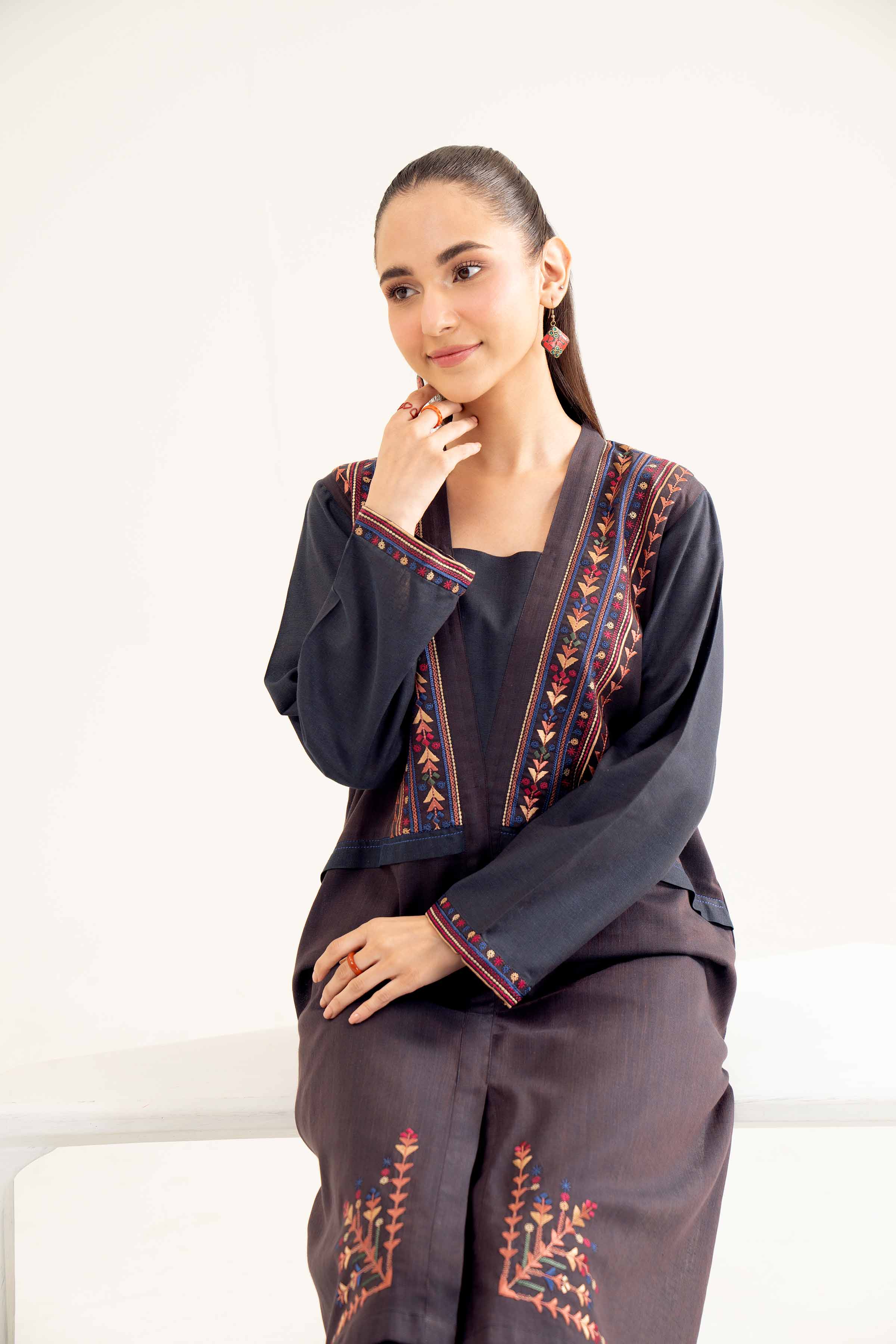2 Piece - Embroidered Suit - PW24-20