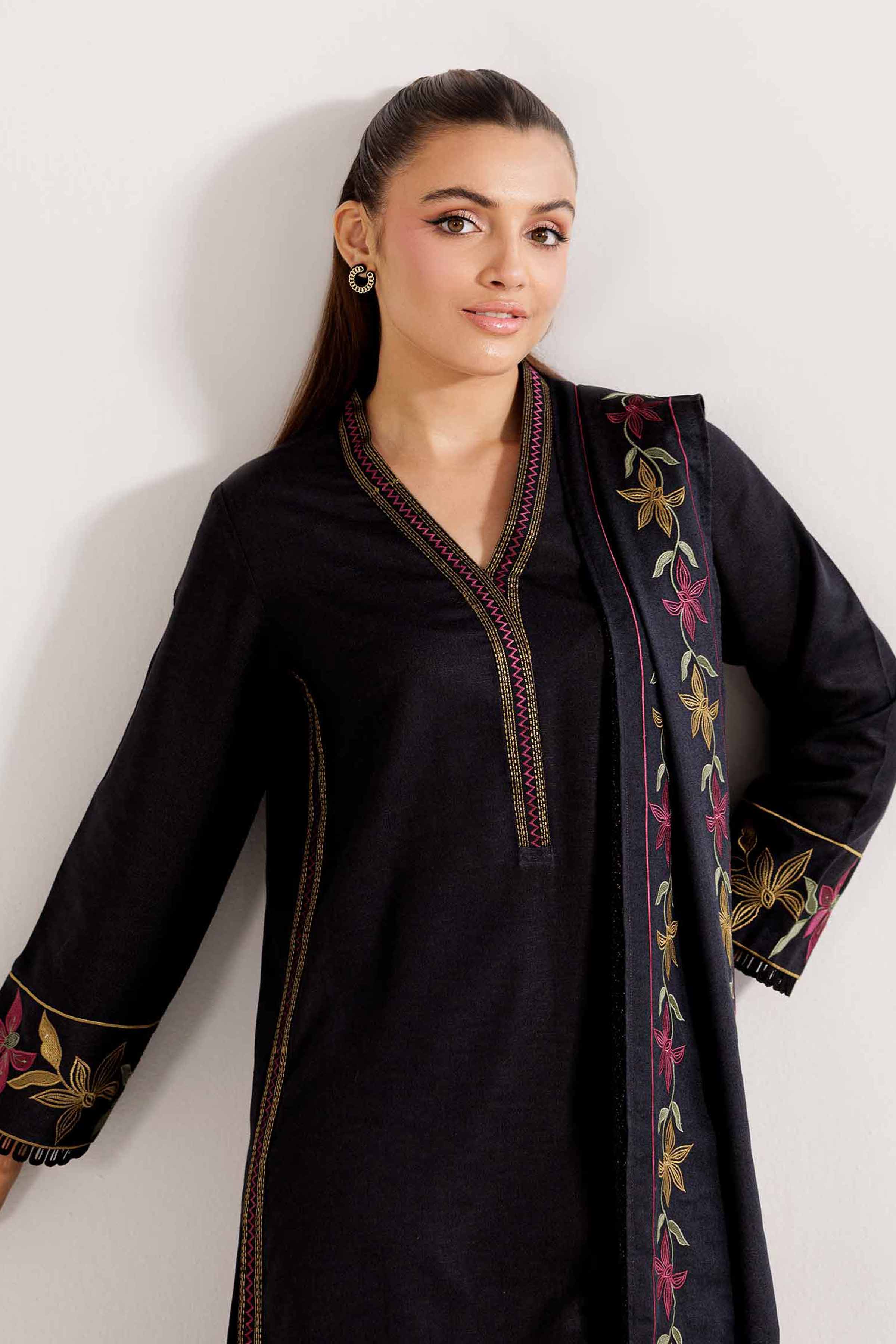 3 Piece - Embroidered Suit - PW24-268