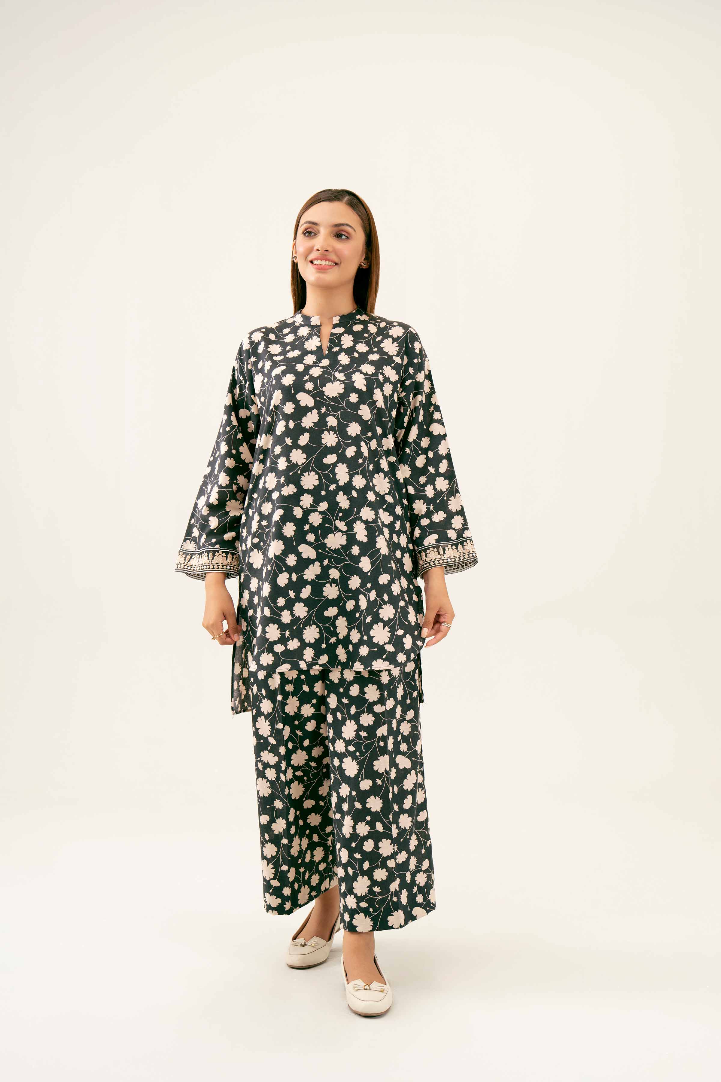 2 Piece - Printed Embroidered Suit - PW24-271