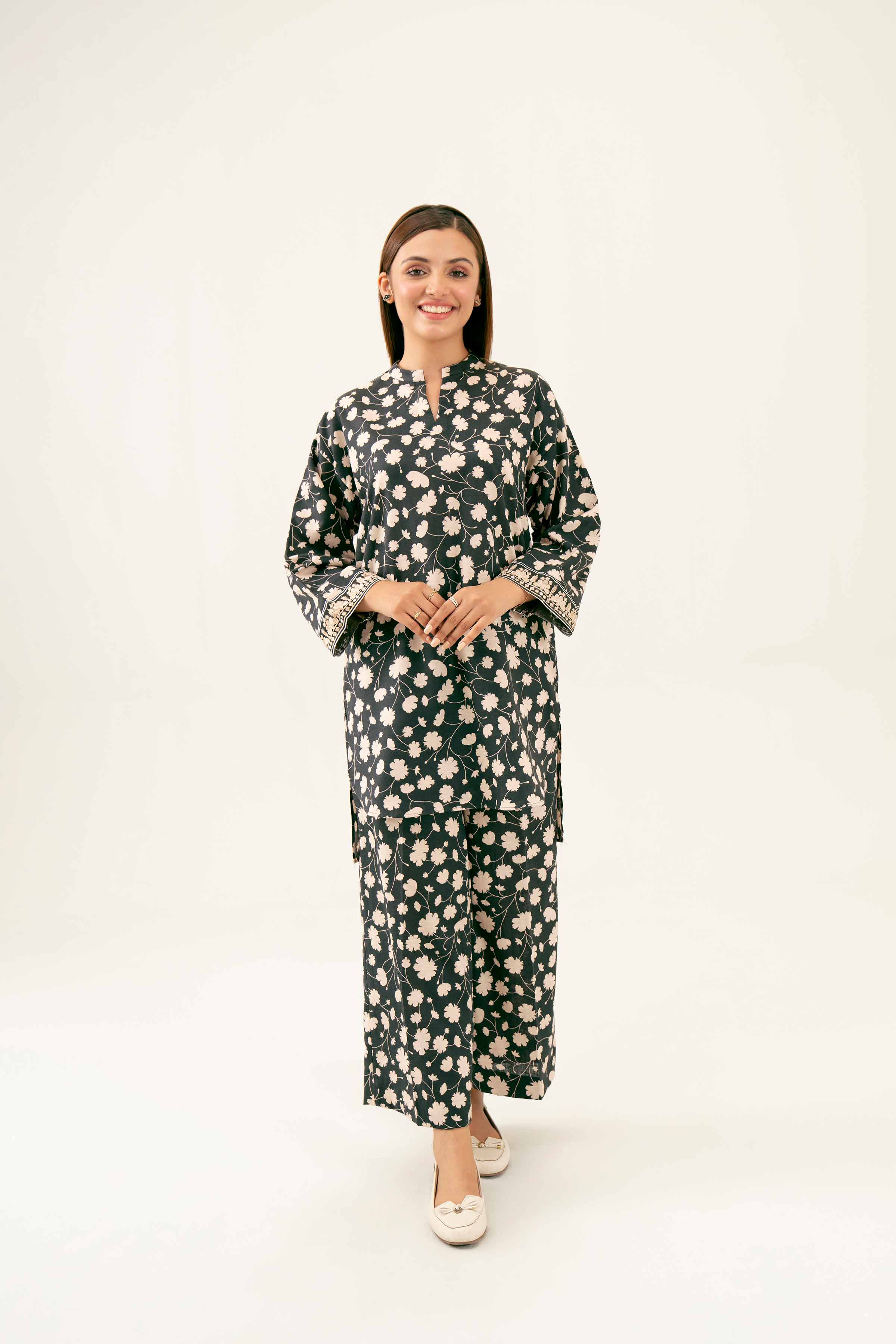 2 Piece - Printed Embroidered Suit - PW24-271