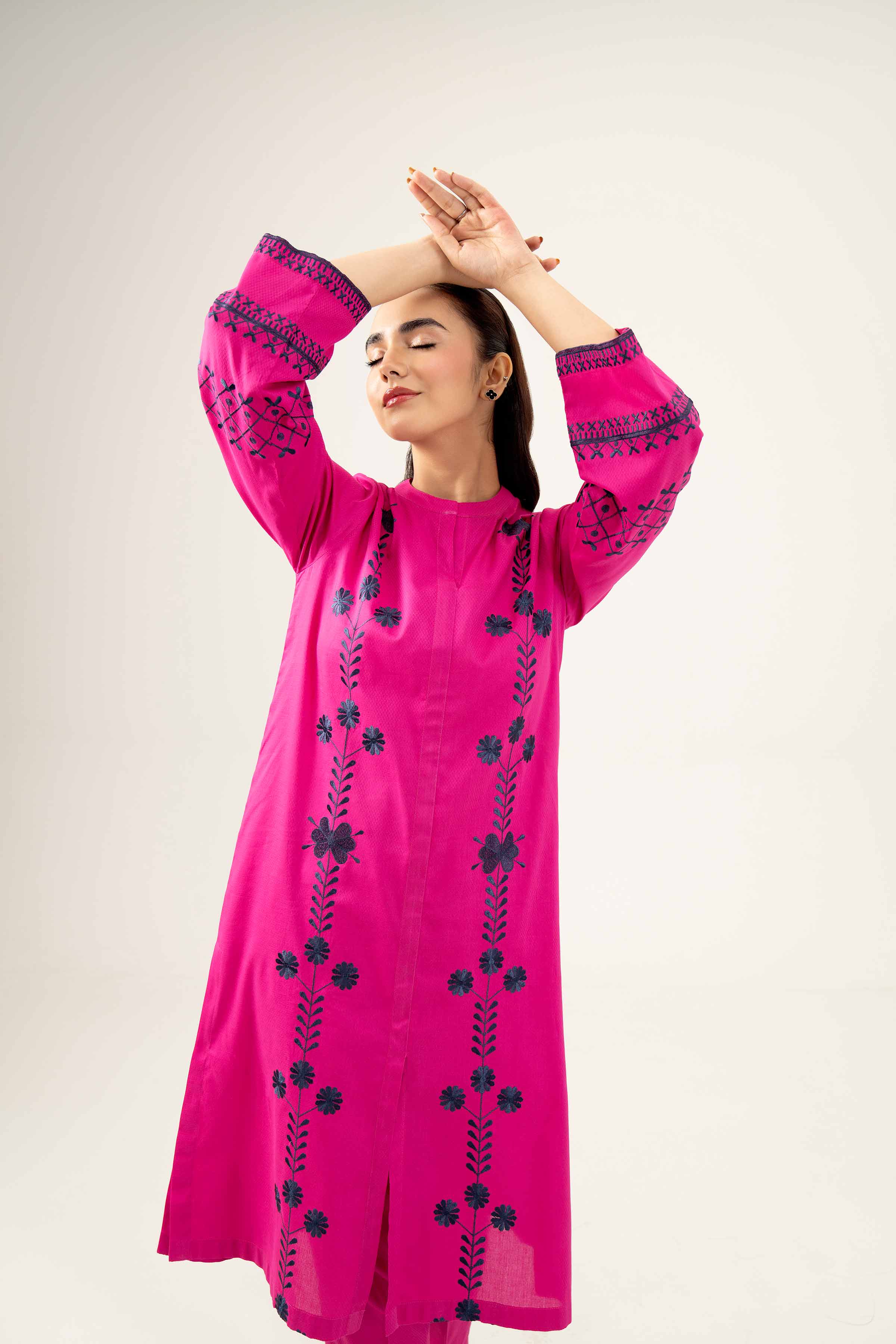 2 Piece - Embroidered Suit - PW24-301