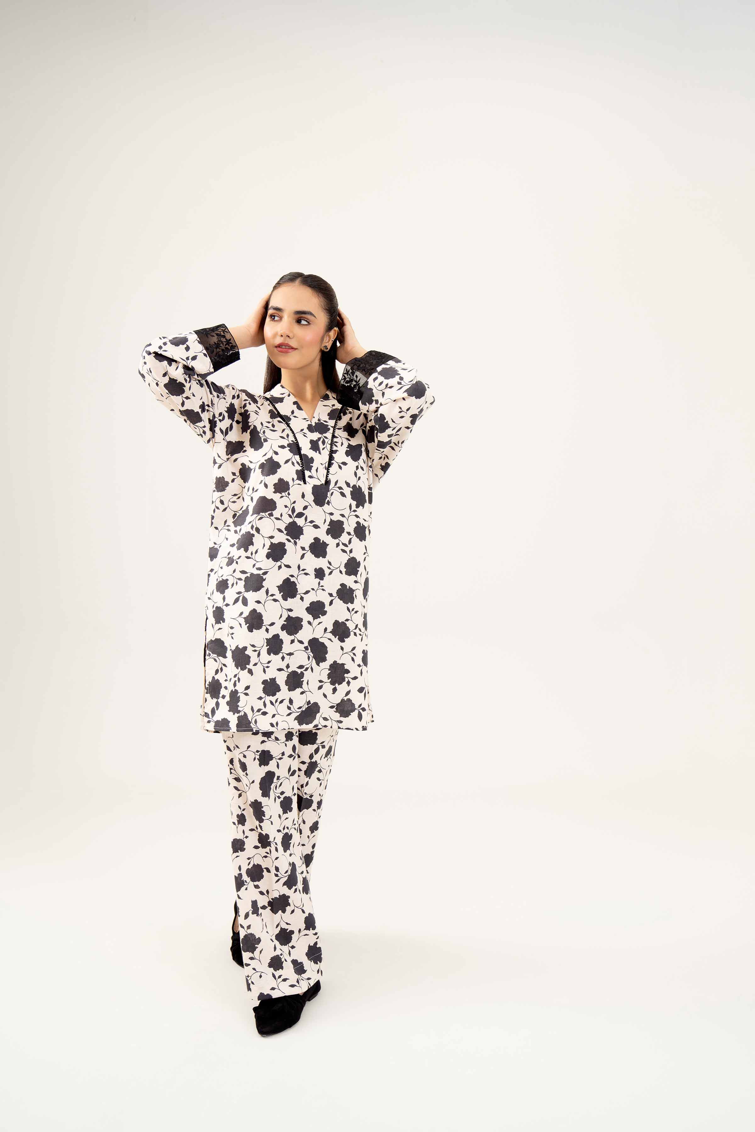 2 Piece - Printed Embroidered Suit - PW24-309