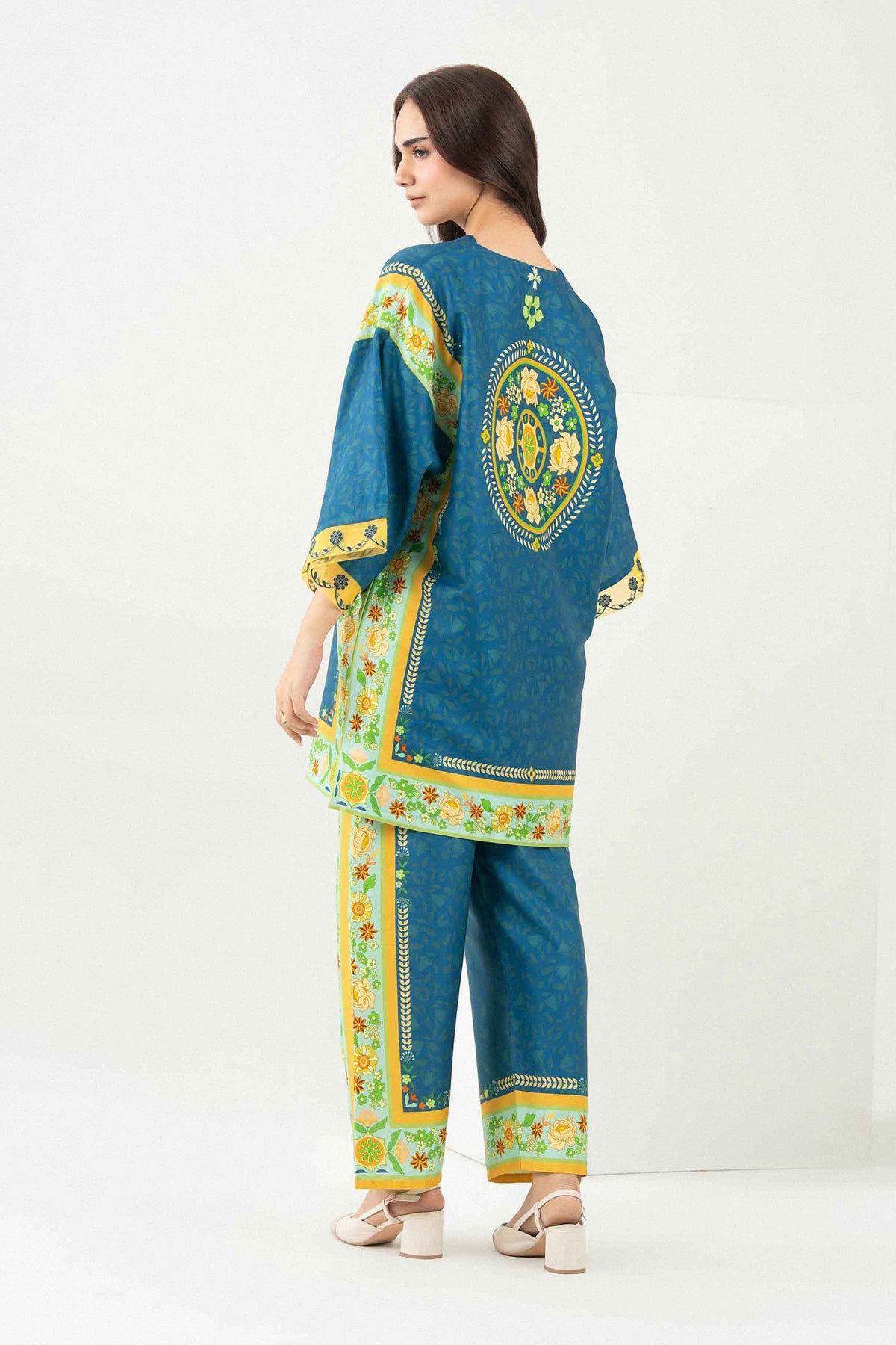 2 PIECE - PRINTED EMBROIDERED SUIT - PW25-371 for Women - Pret Collection | Nishat | Shop Online