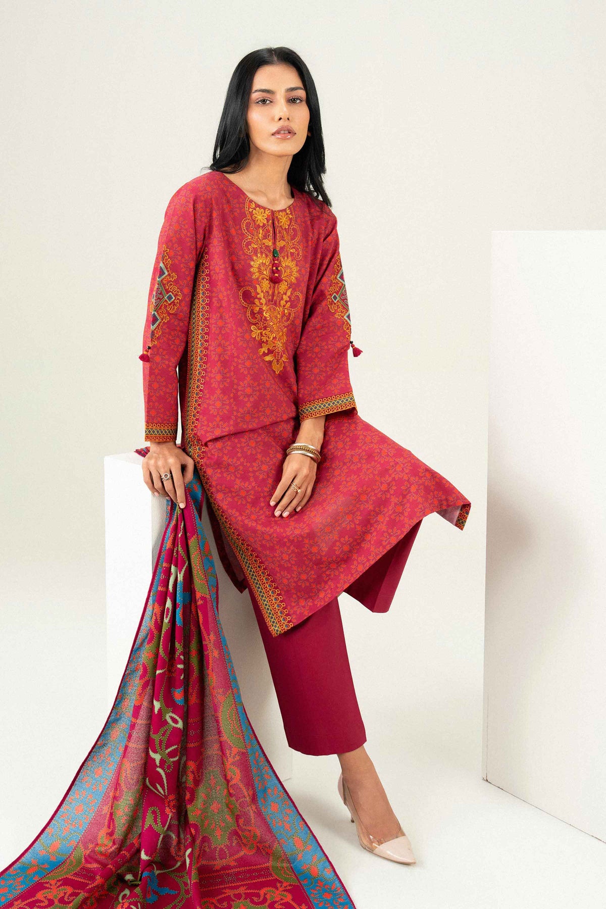 3 Piece - Printed Embroidered Suit - PW25-463 for Women - Pret Collection | Nishat | Shop Online 