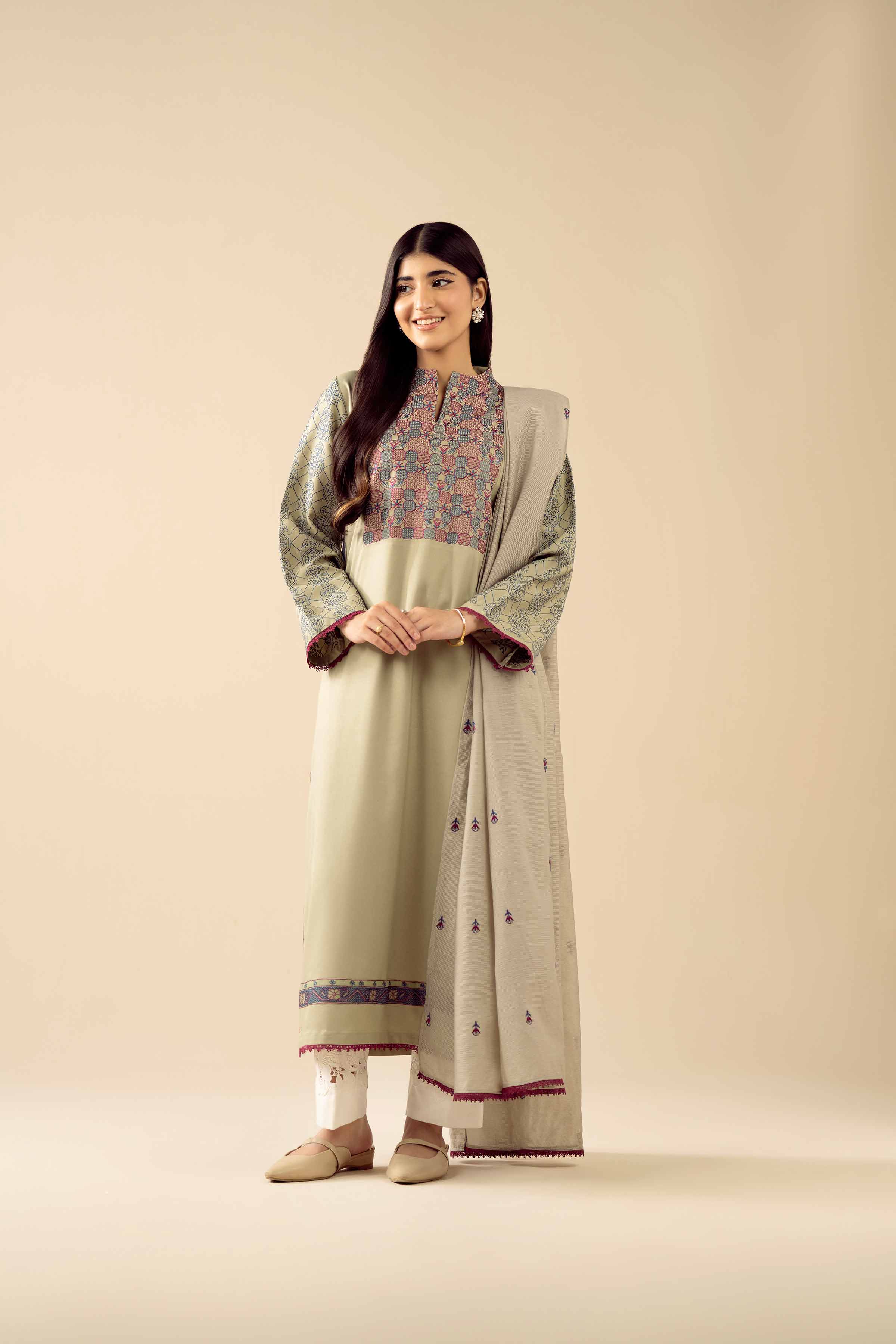 2 Piece - Embroidered Suit - PW25-77