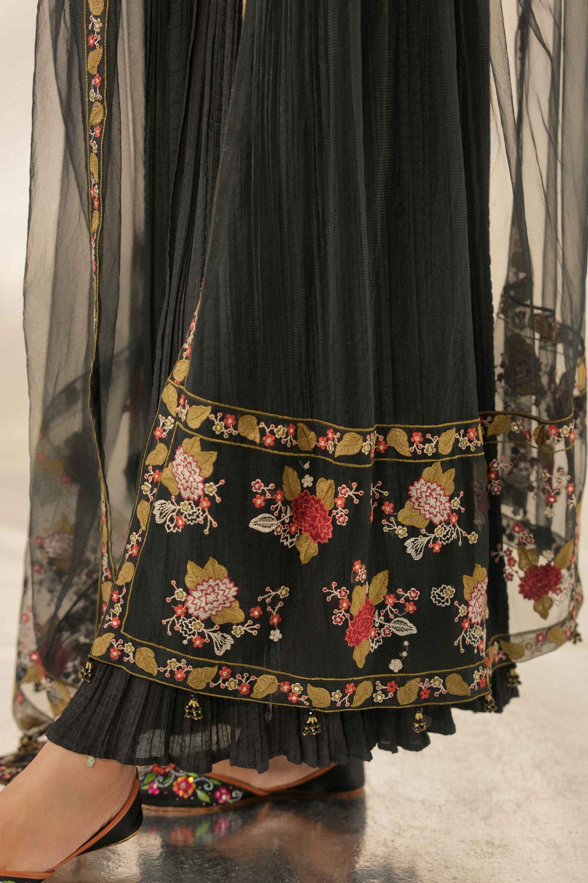 Embroidered Dupatta - ST1DE-LUXE26WV1-5  for Women - Pret Collection | Nishat | Shop Online