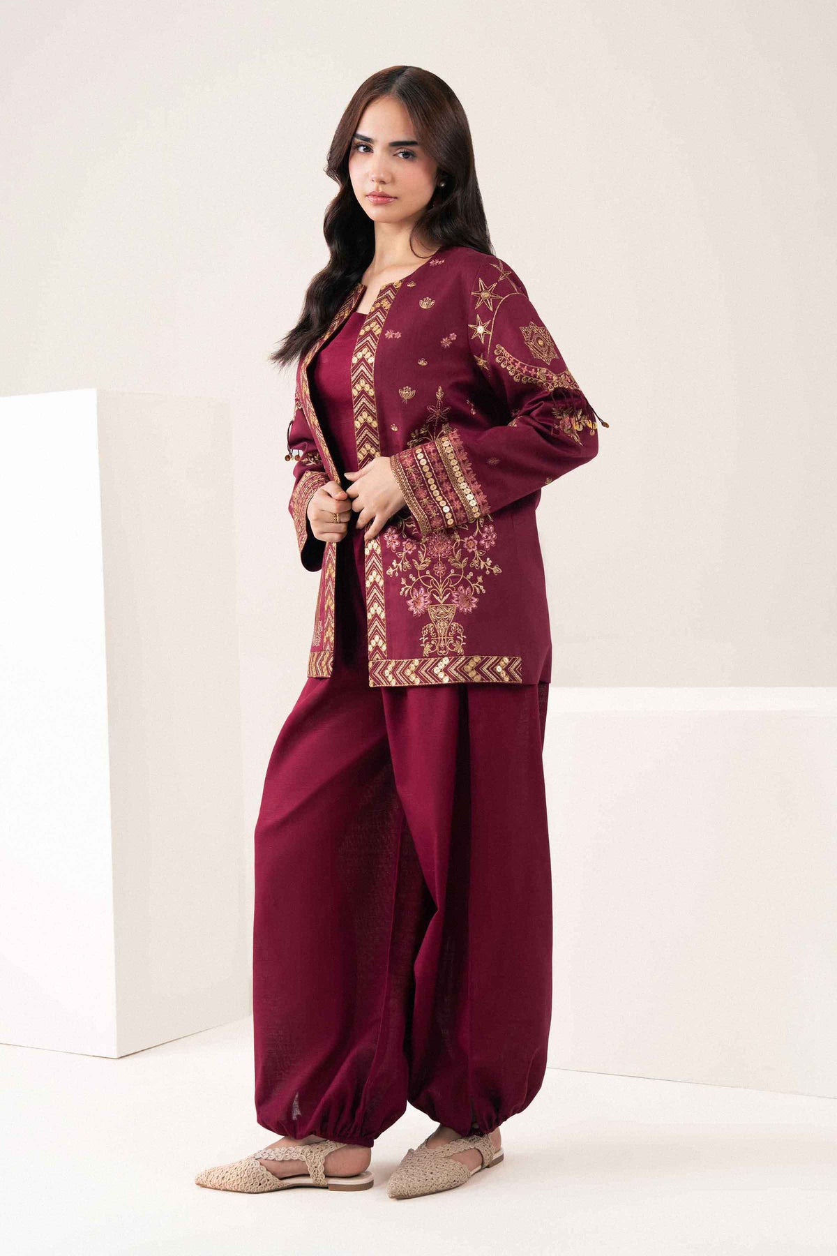 Buy red embroidered karandi jacket - full look | Nishat USA
