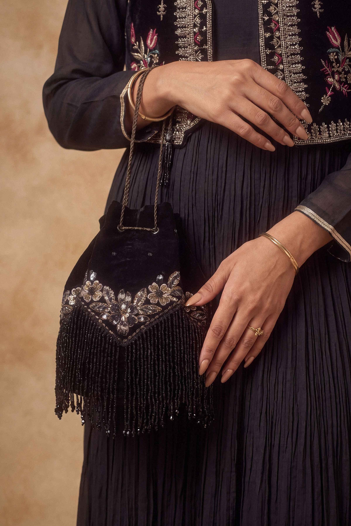 Embroidered Pouch - ST1PE-BOUT26WV1-4  for Women - Boutique Collection | Nishat | Shop Online