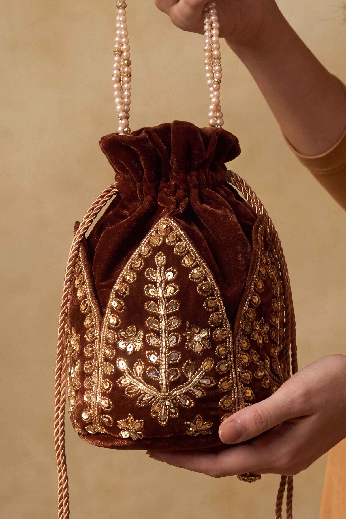Embroidered Pouch - ST1PE-LUXE26WV1-1  for Women - Pret Collection | Nishat | Shop Online