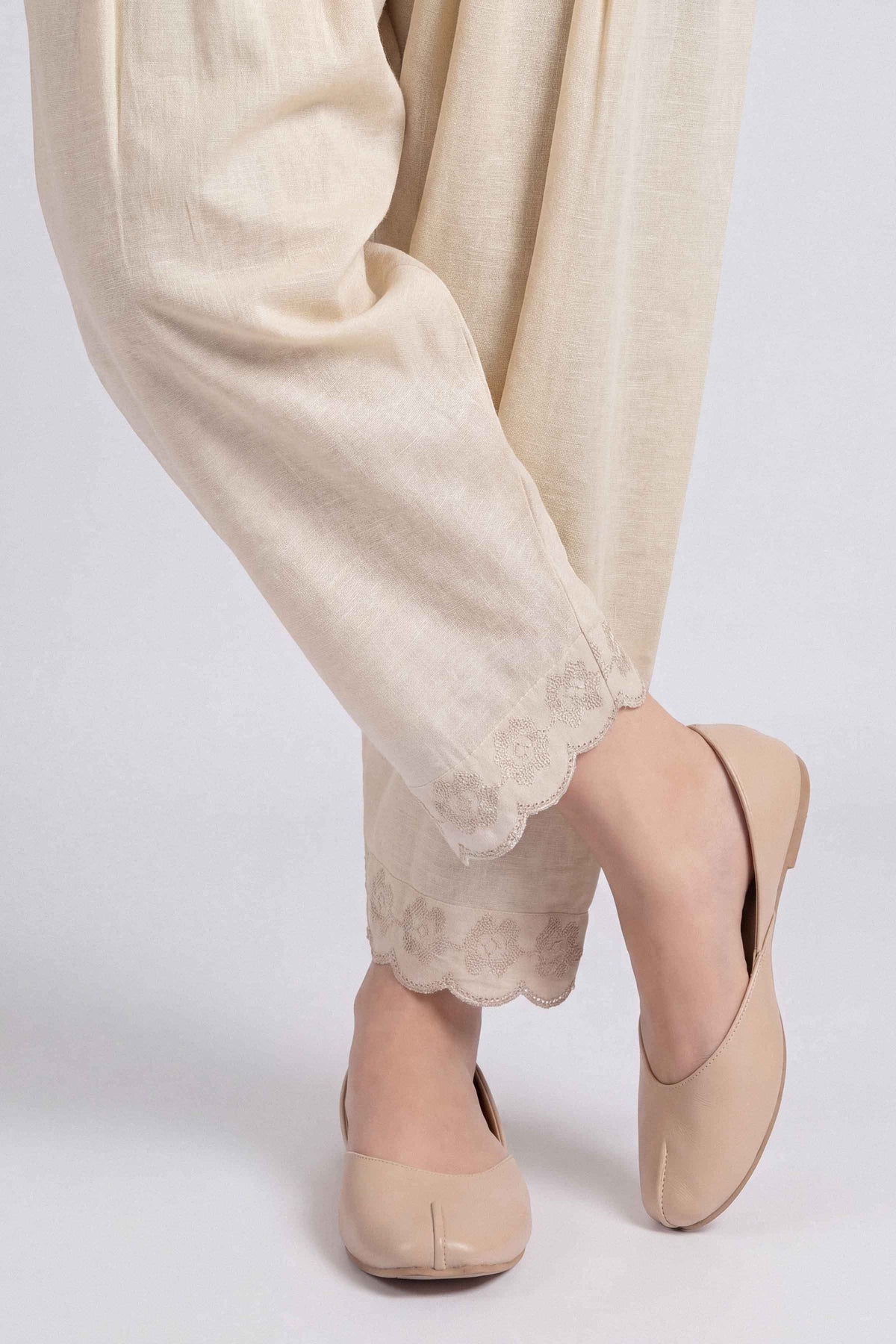 Embroidered Shalwar - ST1TE-PRET26WV2-8 for Women - Pret Collection | Nishat | Shop Online 