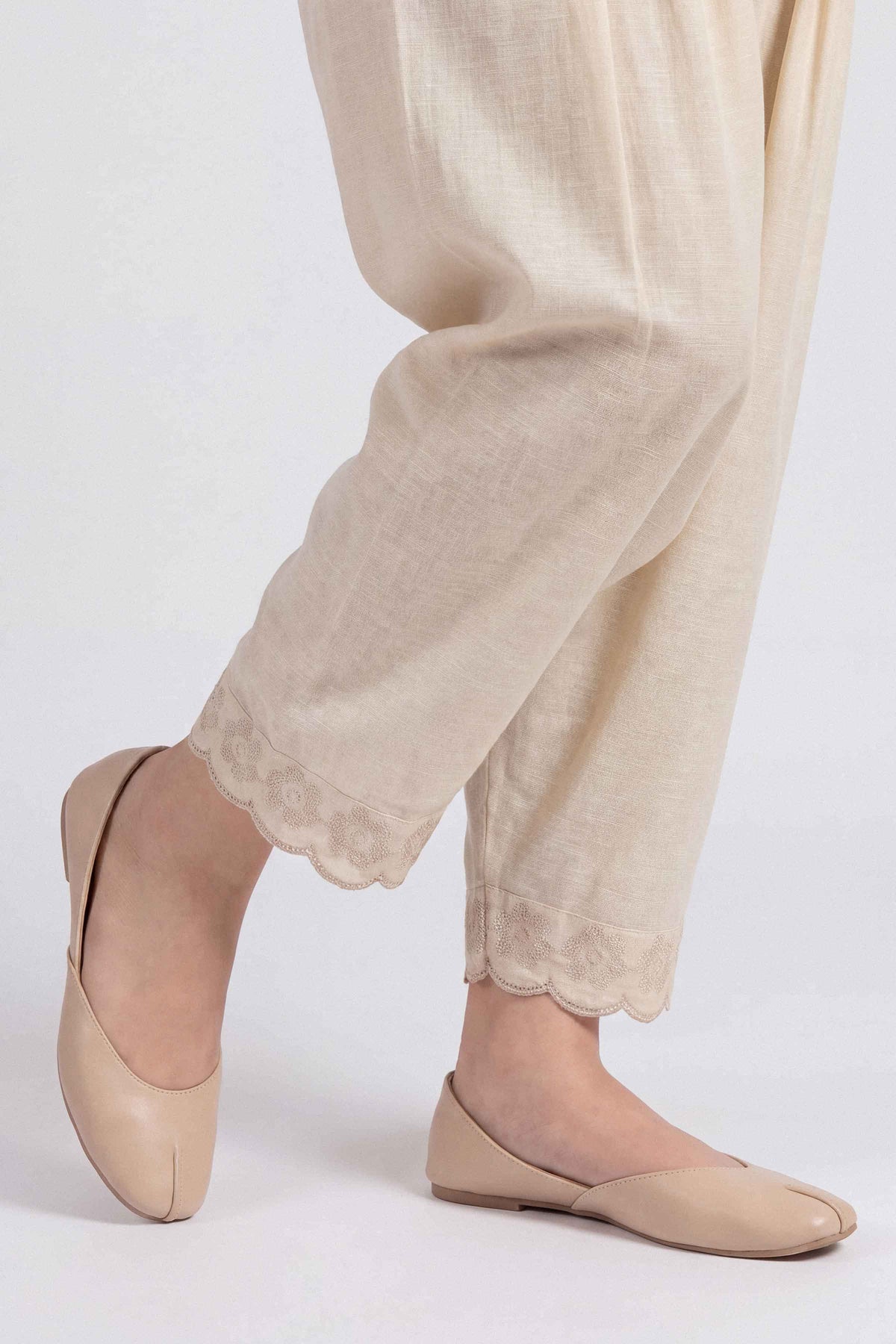 Embroidered Shalwar - ST1TE-PRET26WV2-8 for Women - Pret Collection | Nishat | Shop Online 