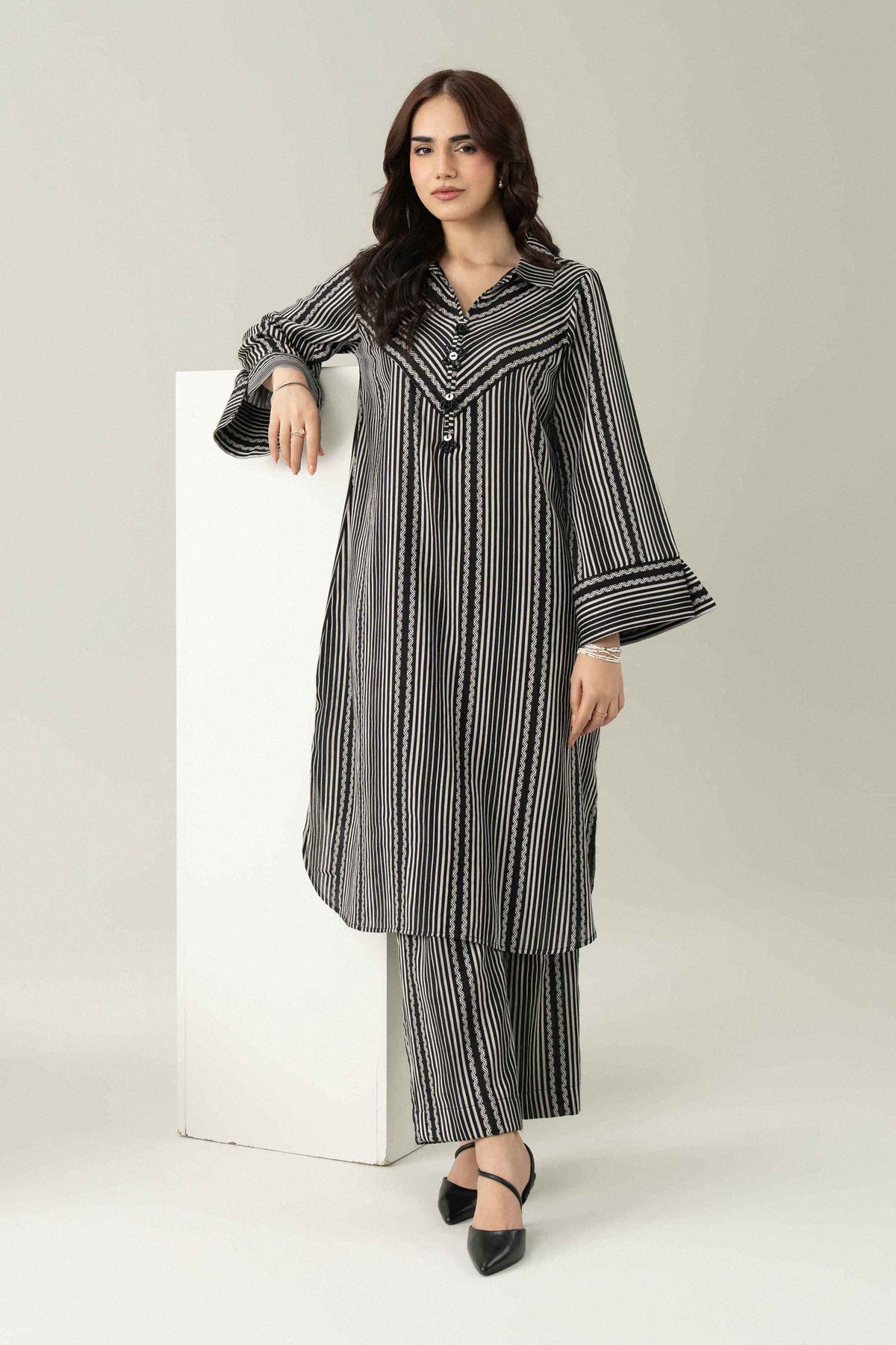 2 PIECE - PRINTED SUIT - ST2ST-PRET26WV2-31 for Women - Pret Collection | Nishat | Shop Online