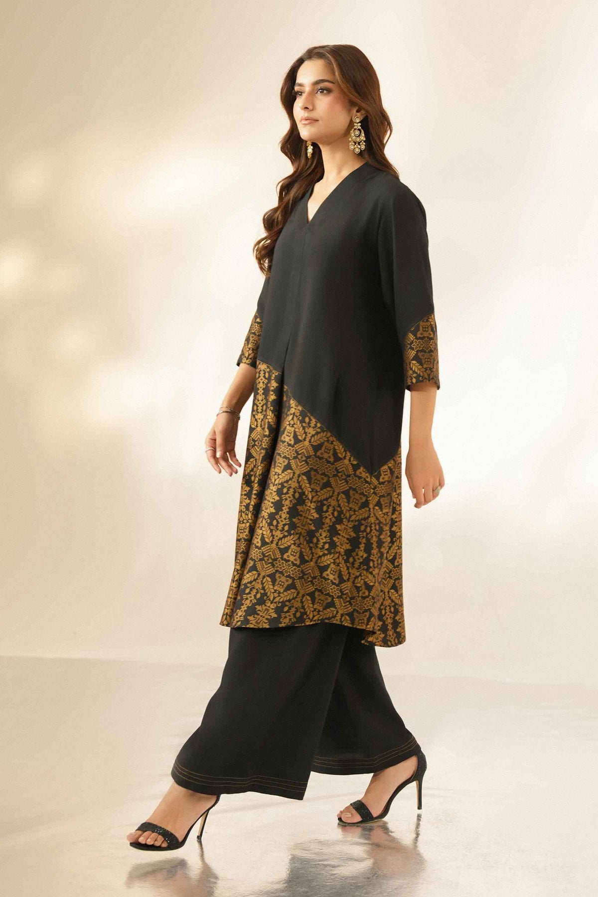 2 Piece - Solid Suit - ST2STE-LUXE26WV1-22  for Women - Pret Collection | Nishat | Shop Online