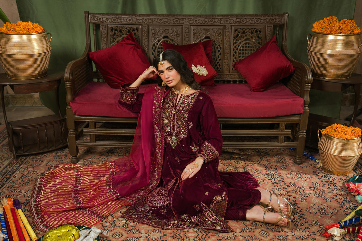 3 Piece - Embroidered Suit - ST3PE-LUXE26WV1-19  for Women - Pret Collection | Nishat | Shop Online