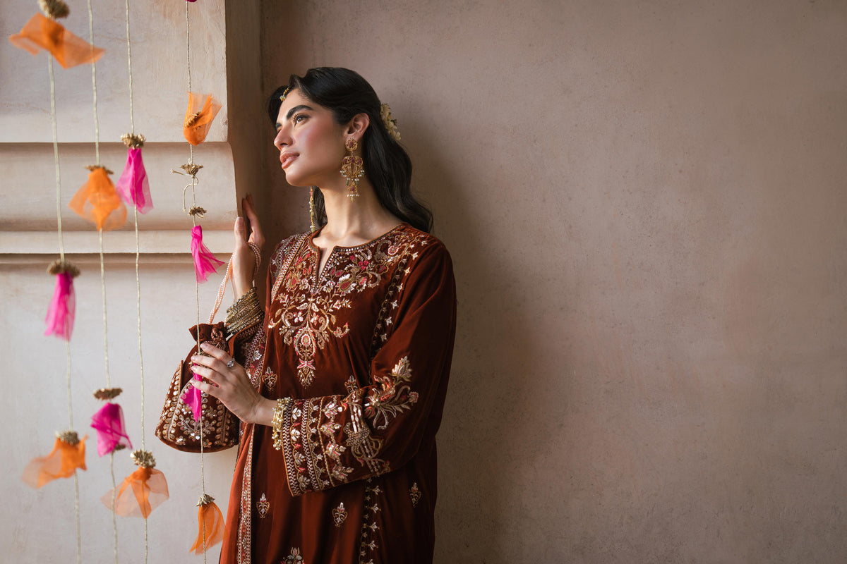 3 PIECE - EMBROIDERED SUIT - ST3PE-LUXE26WV1-43
