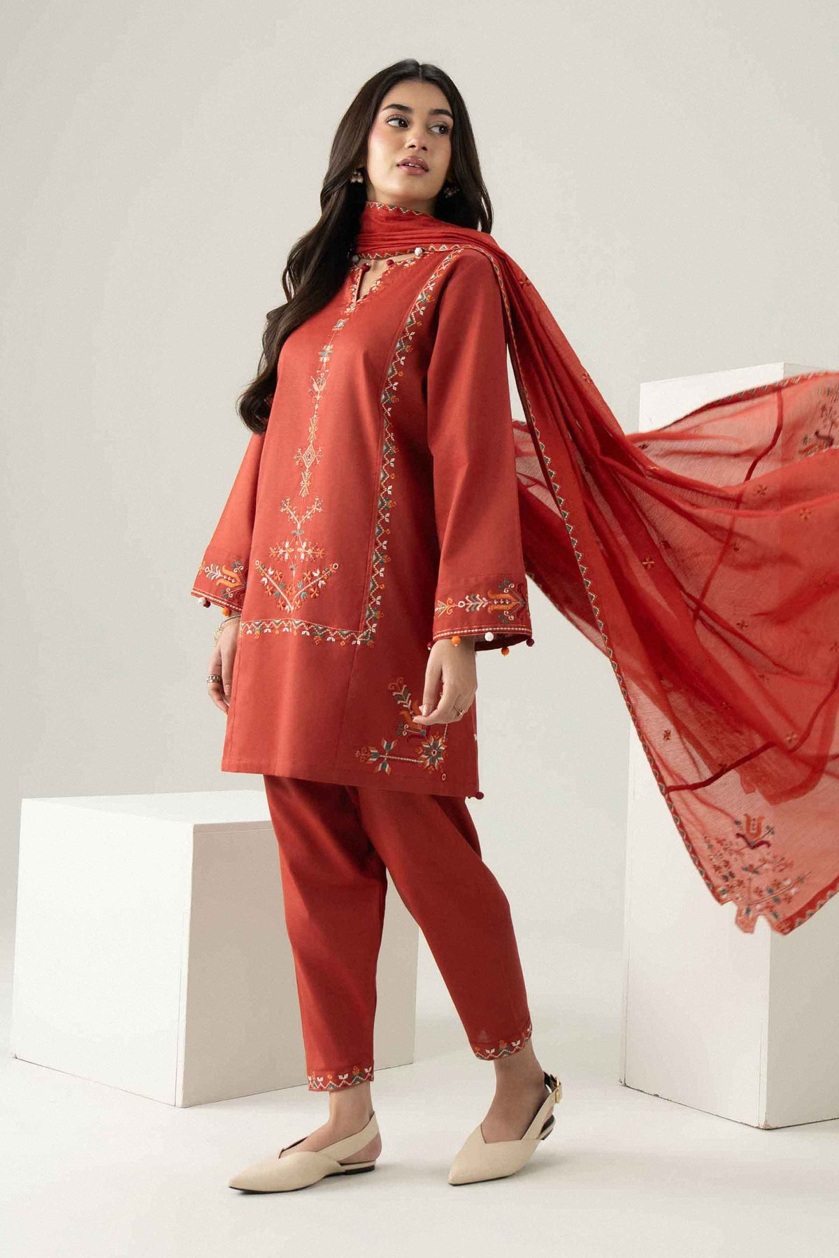 3 PIECE - EMBROIDERED SUIT - ST3PE-PRET26WV2-33 for Women - Pret Collection | Nishat | Shop Online